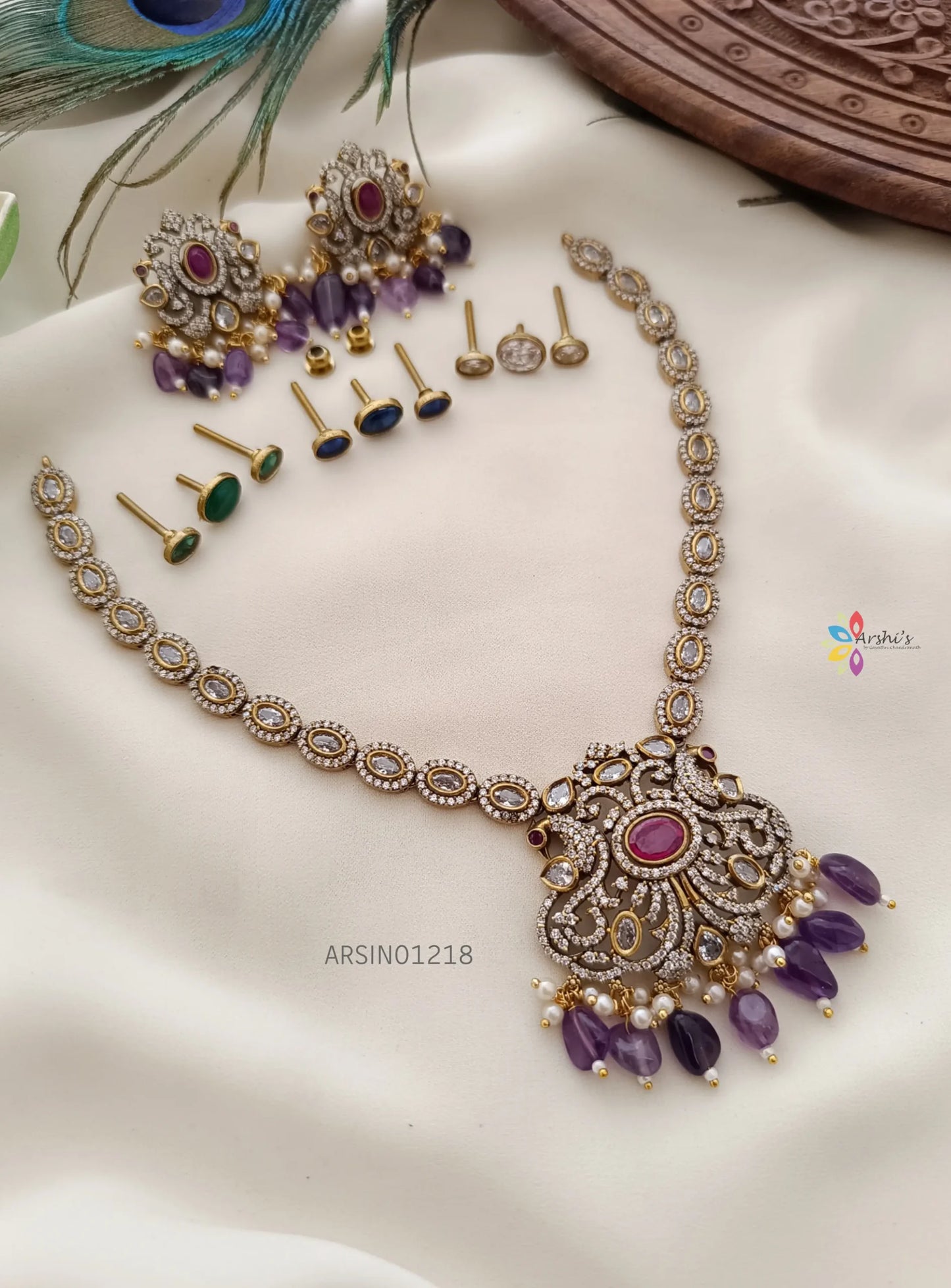 Stone Changeable Victorian Necklace