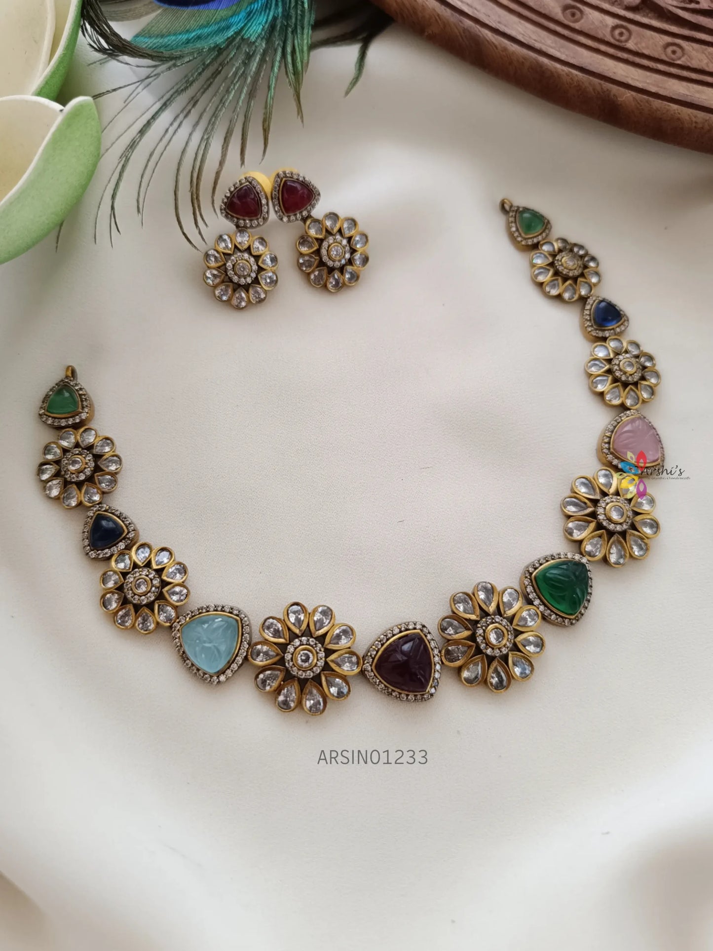 Unique Traingle Design Victorian Necklace