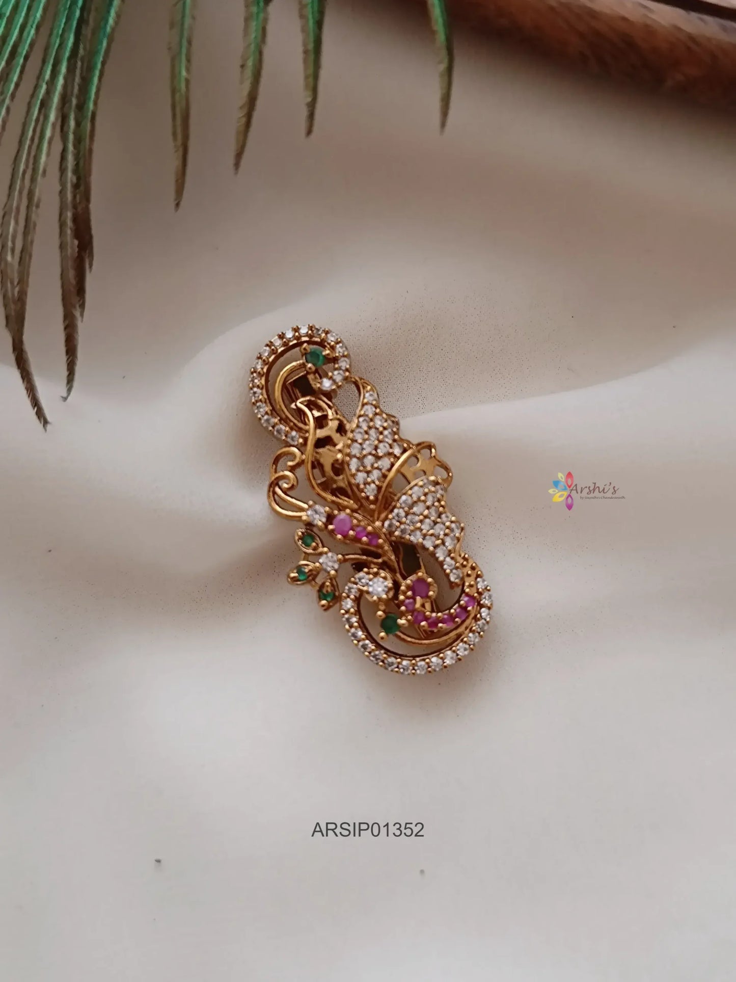 Stunning Kemp Stone Sareepin