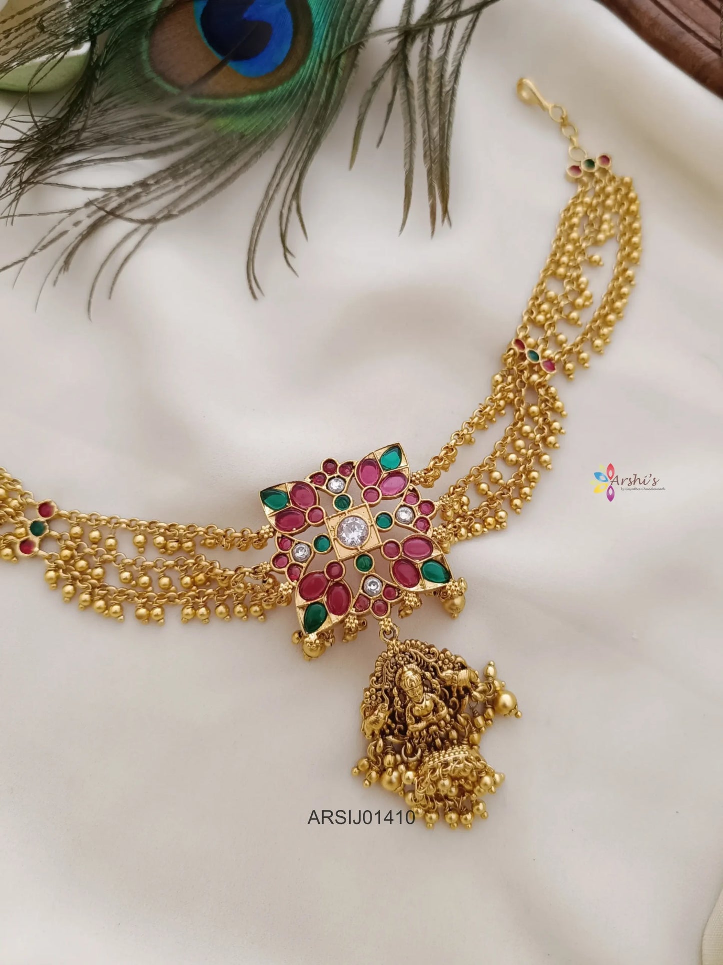 Imitation Kemp Stone Hair Brooch with Gold Bead Chain | 1410