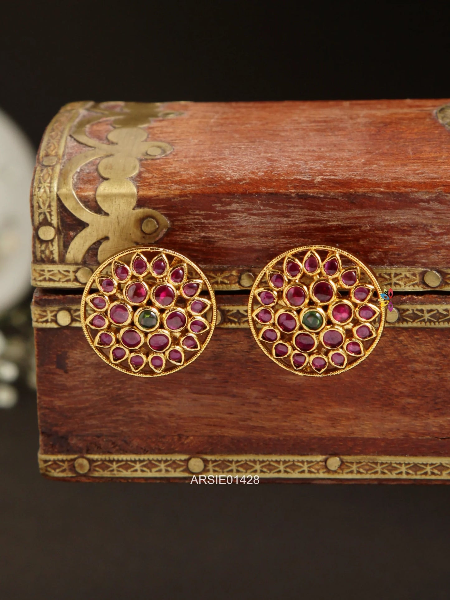 Kemp Stone Ear Studs