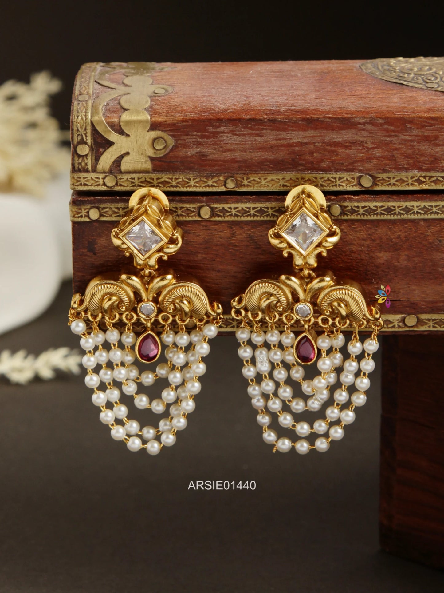 AD Stone Four Pearl Layer Earrings