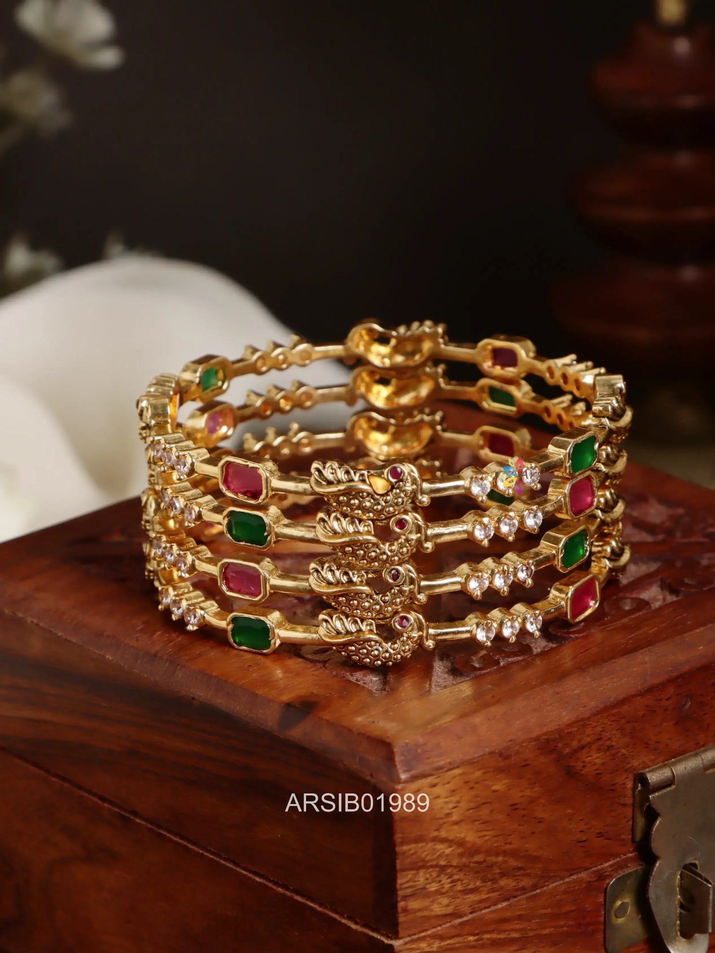 Rectangle Kemp Stone Set of Four Bangles