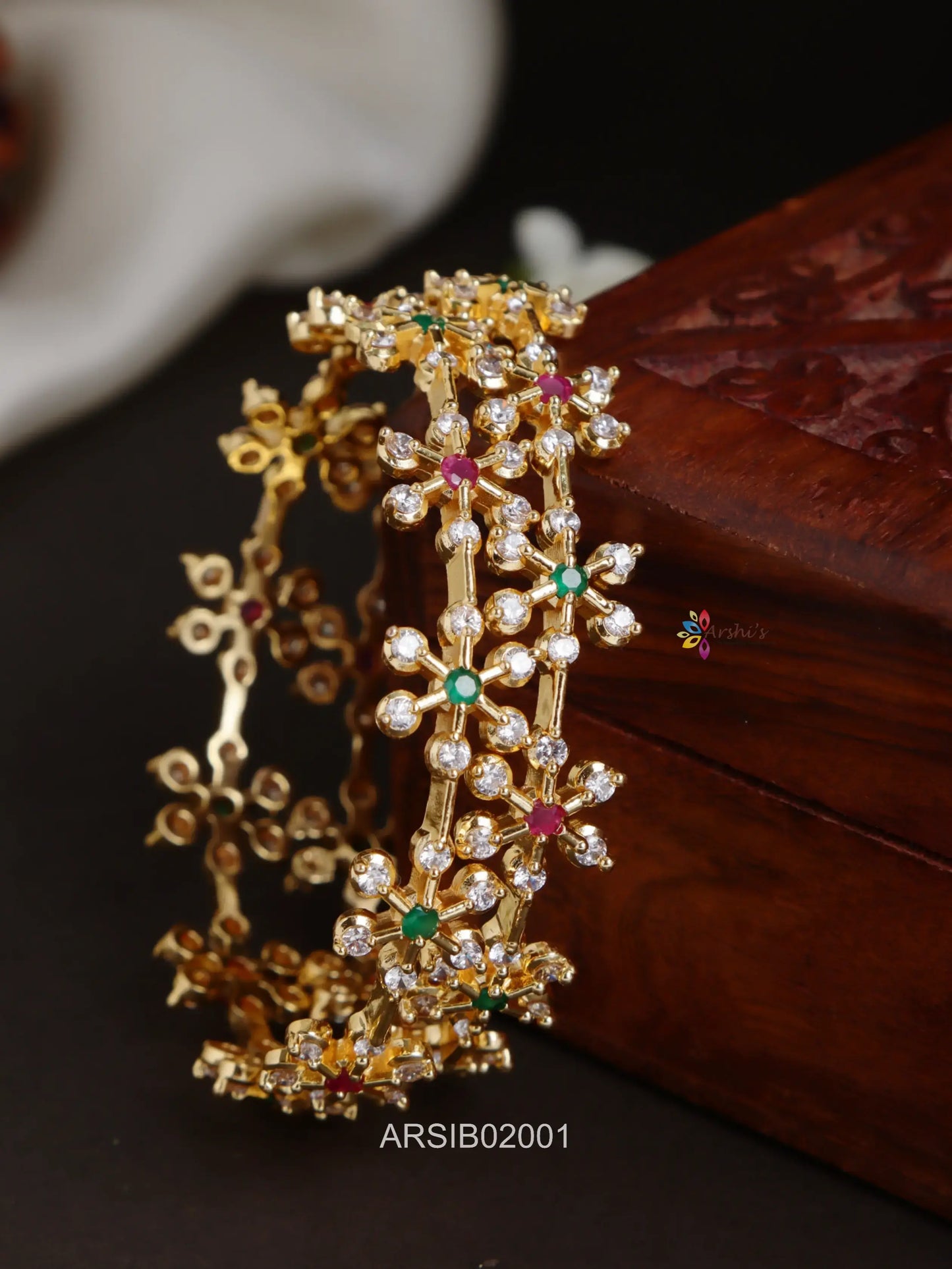 Flower Design Bangle Set