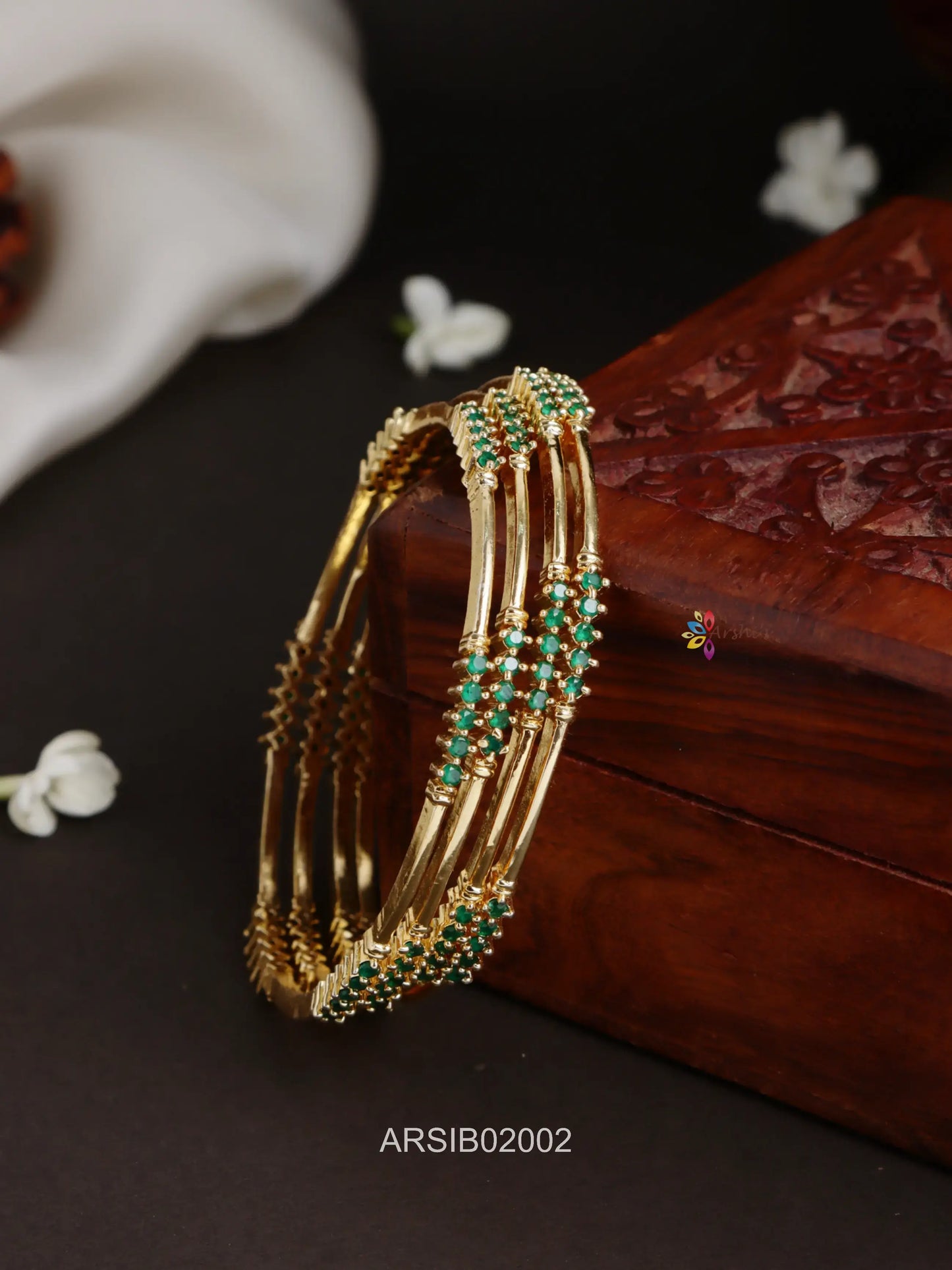 Green Stone Set of Four Bangles