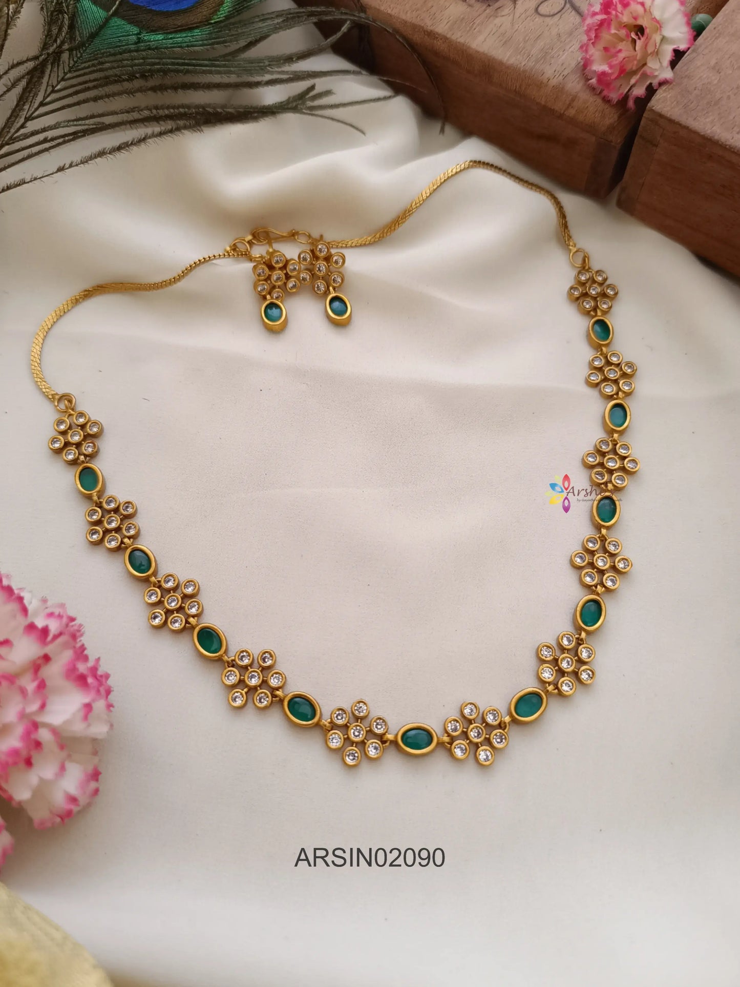 AD Flower Emerald Neckset