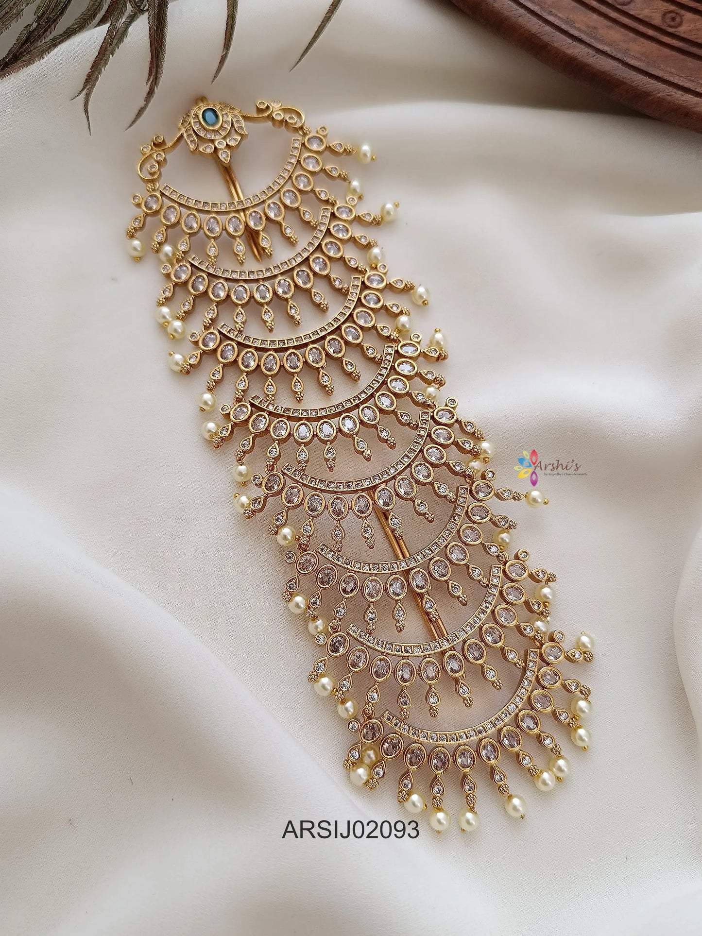 White AD Stone and Pearls Hair Accessory