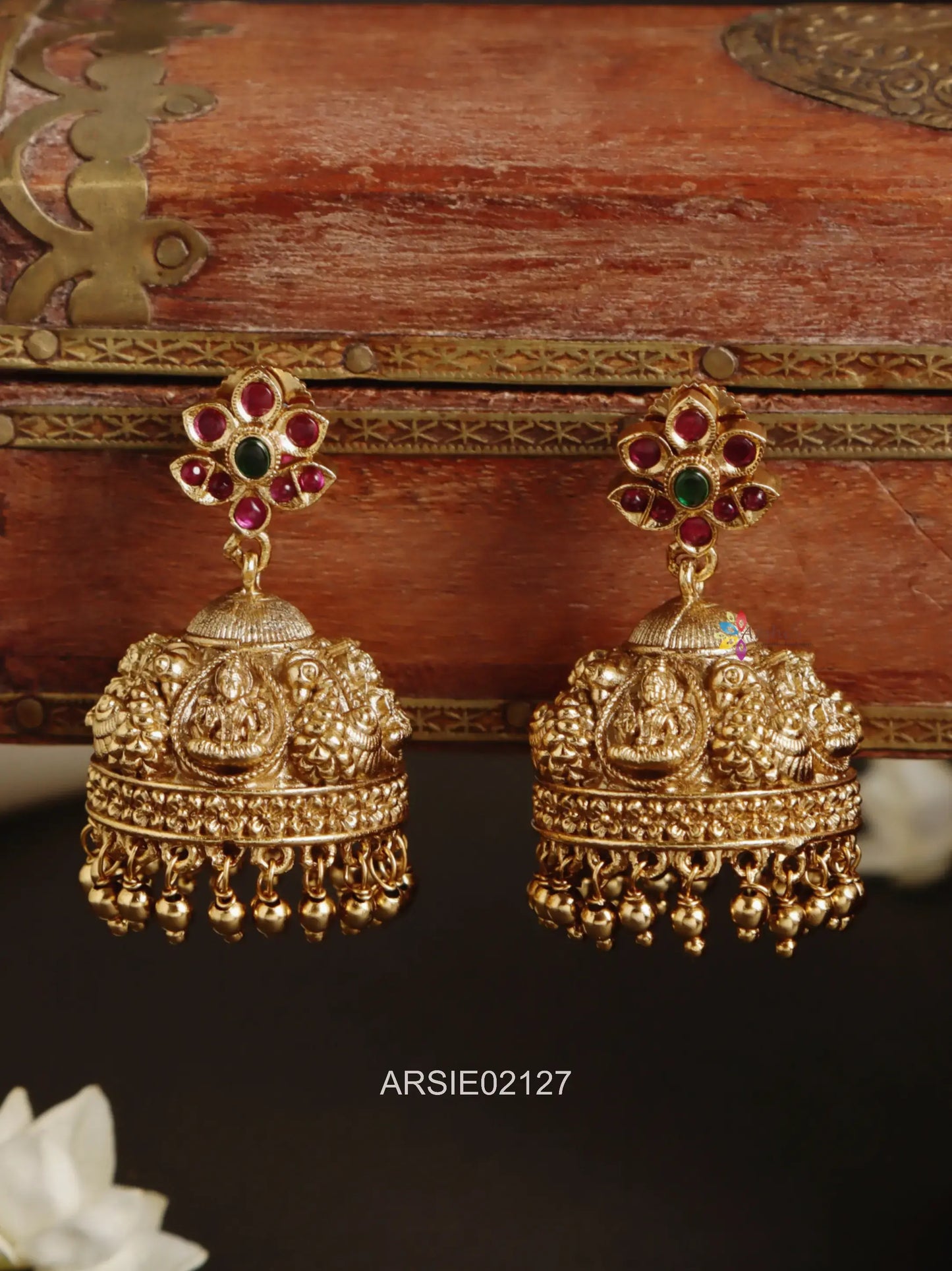 Flower Design Temple Jhumka