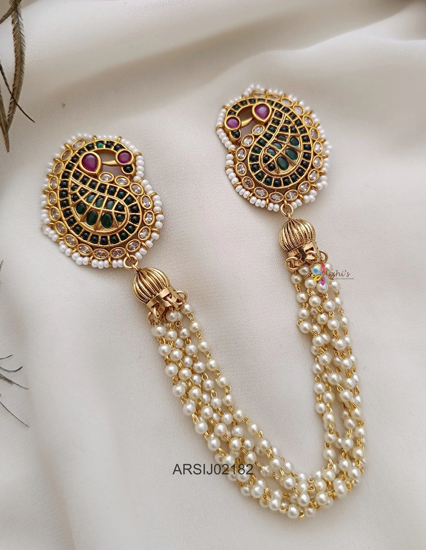 Mango Emerald and Kemp Stone Pearl Layer Hair Brooch