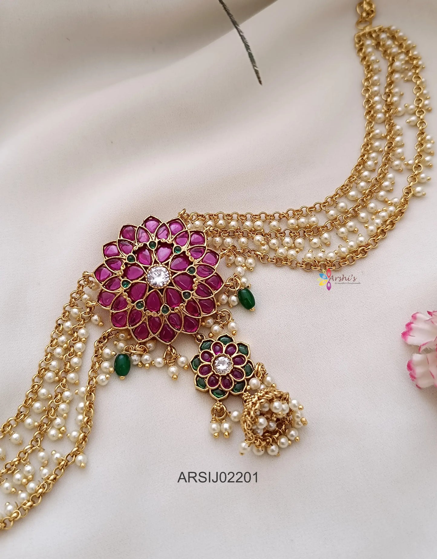 Flower Kemp Stone with Pearl Layer Hair Brooch