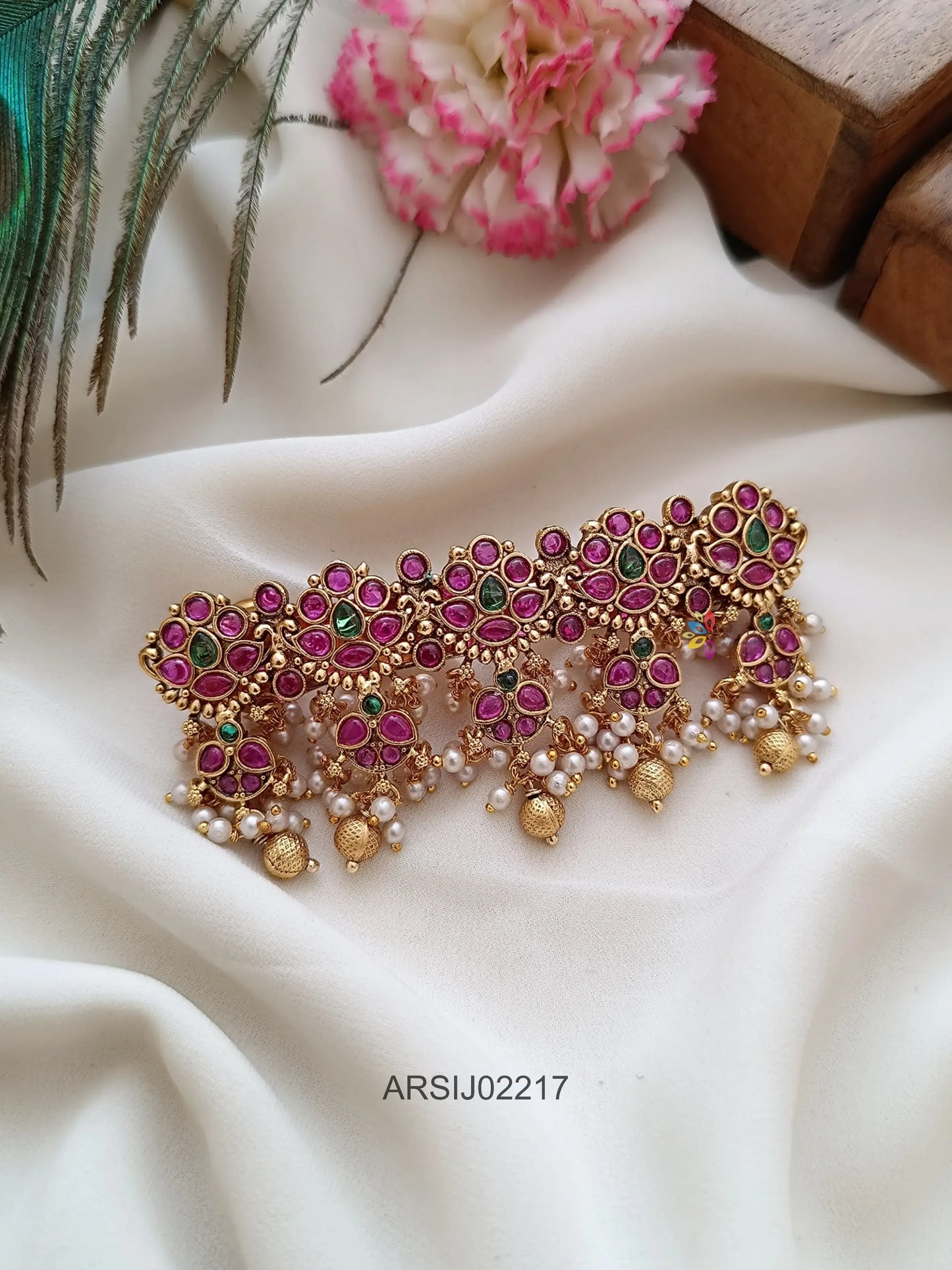 Kemp Stone Pearl and Gold Drop Hairclip