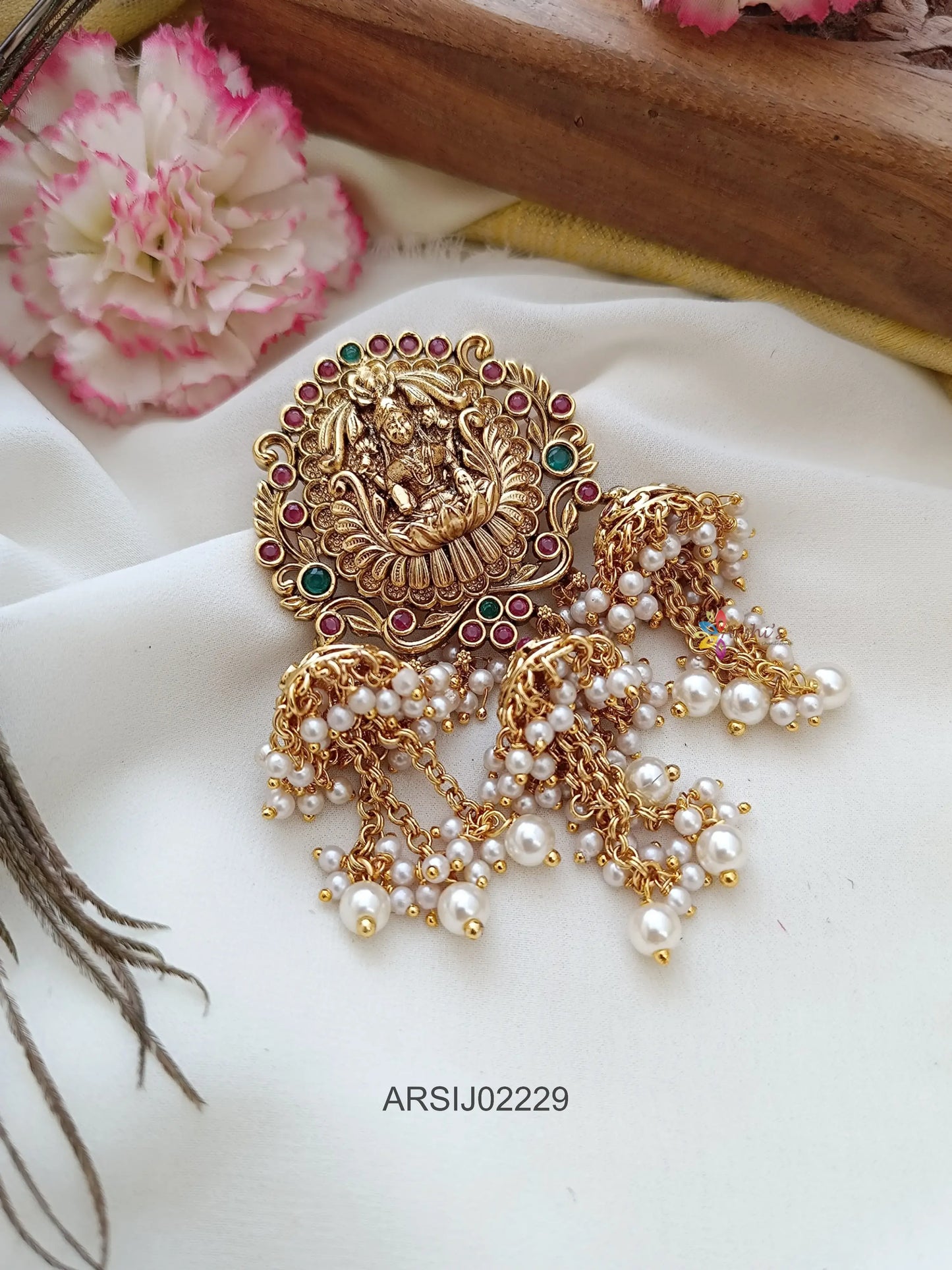 Lakshmi Jhumki Design Hairbrooch
