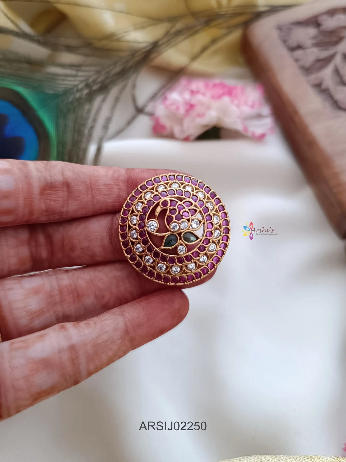 Kemp Stone Hairbrooch