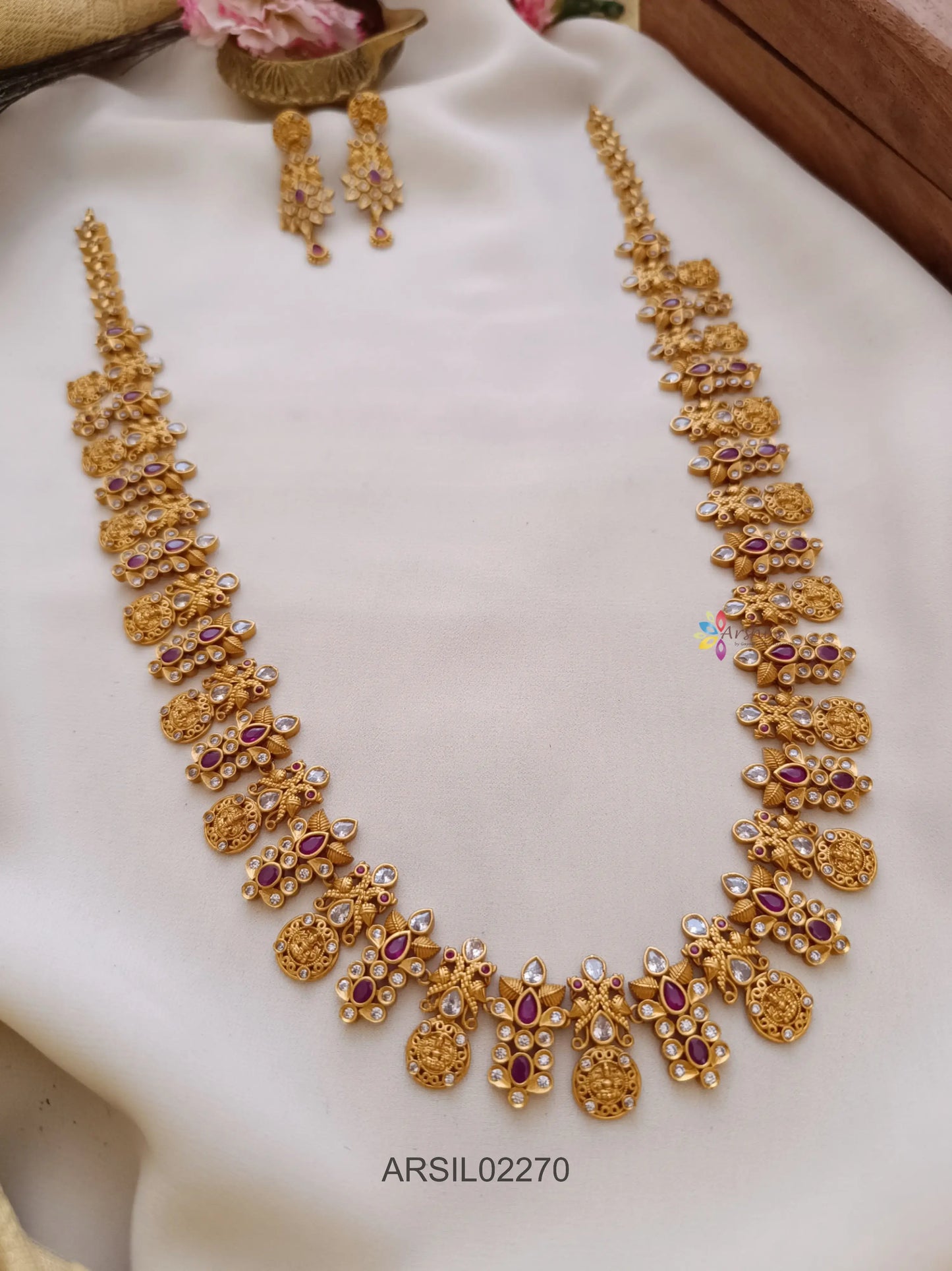 Kemp Stone Lakshmi Coin Haram