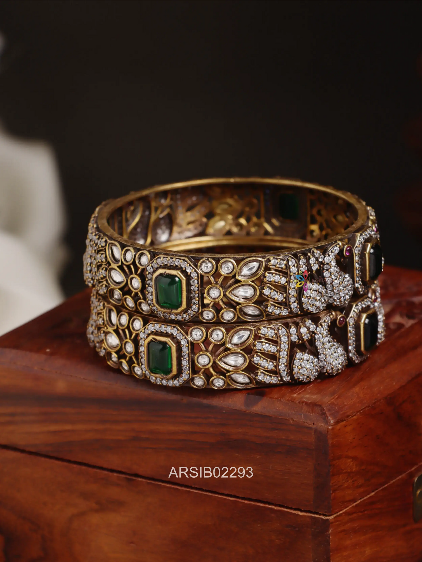 Emerald and Kundan Stone Kada Bangles