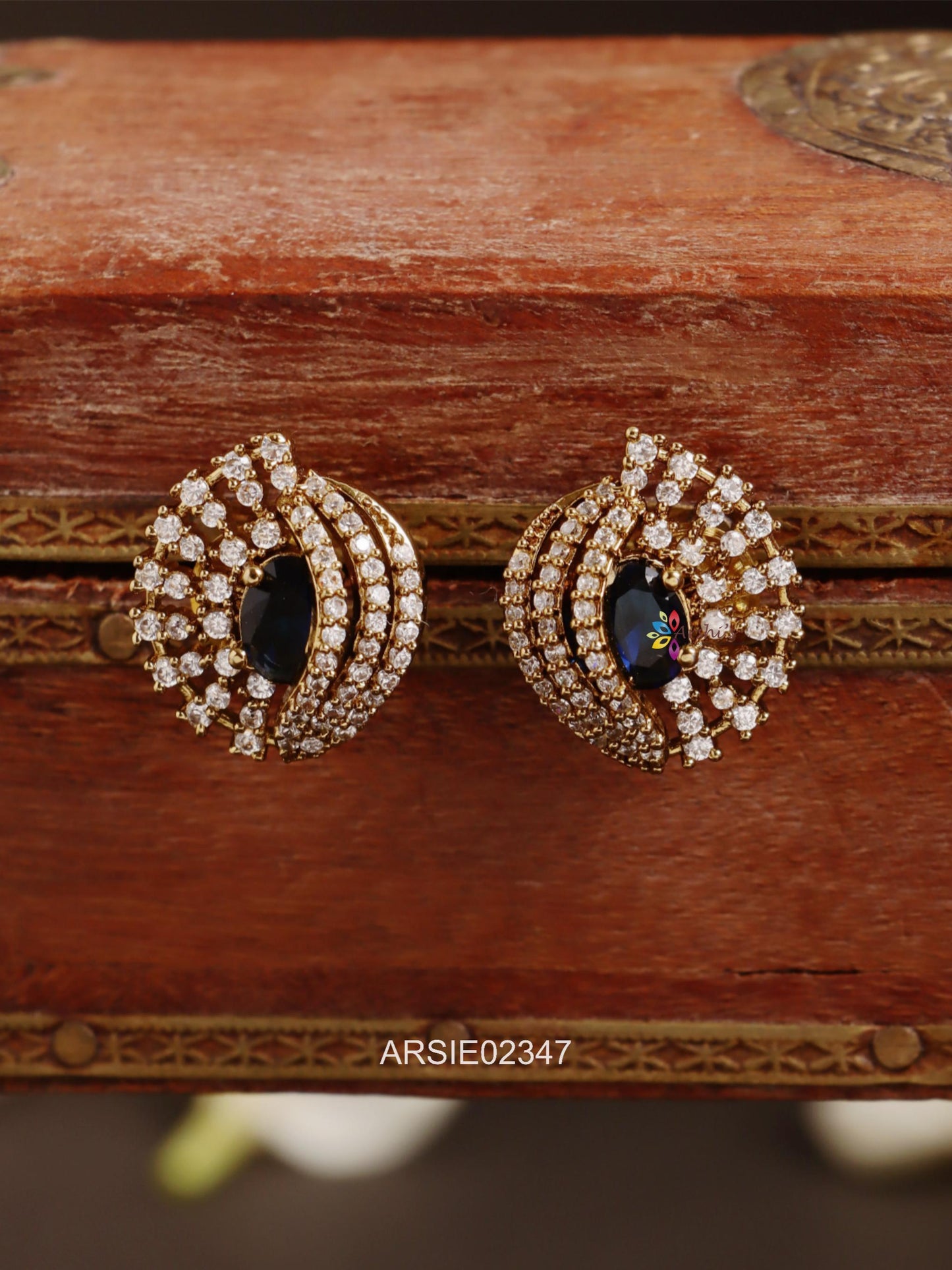 Blue and White Stone Earstuds