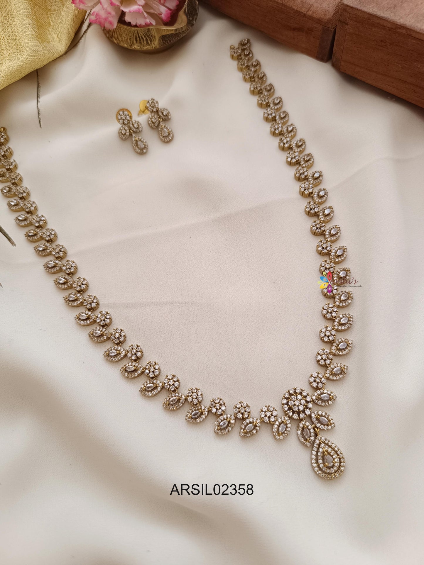 Simple AD Stone Leaf Design Haram