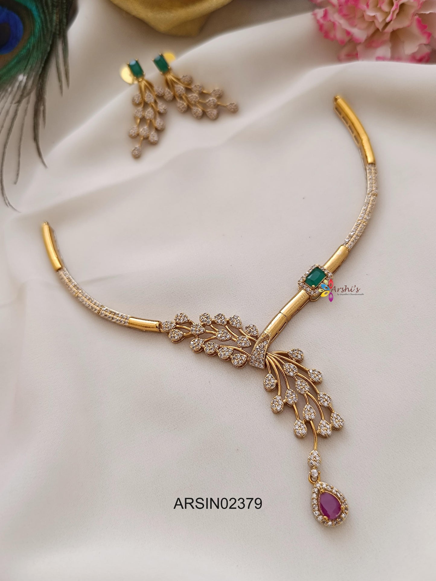 Stylish White and Green Stone Necklace