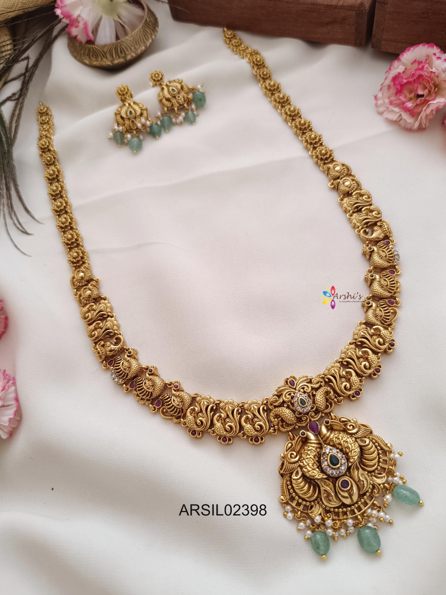 Matte Peaock Design Green Bead Long Haram