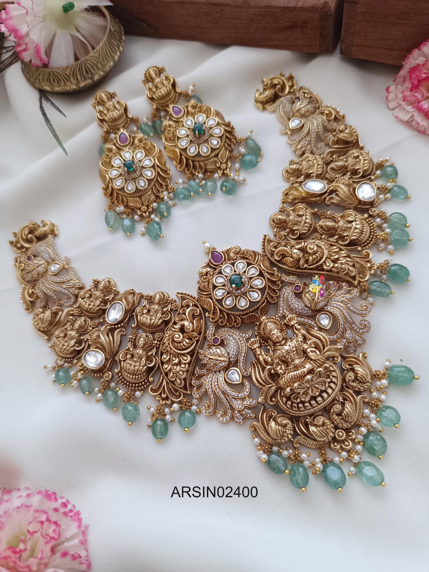 Antique Bridal Temple Green Bead Necklace