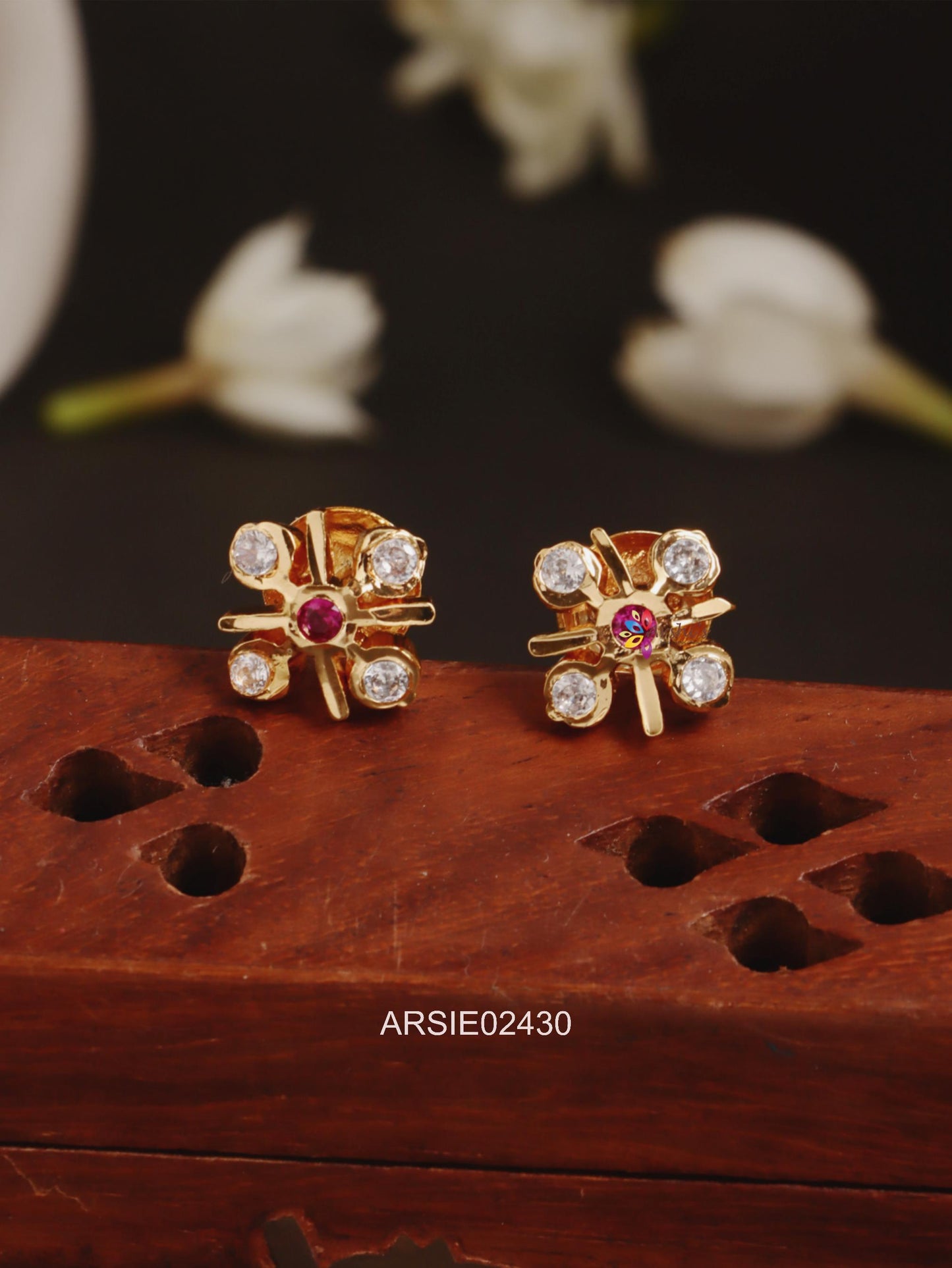 AD White and Red Stone Earstuds