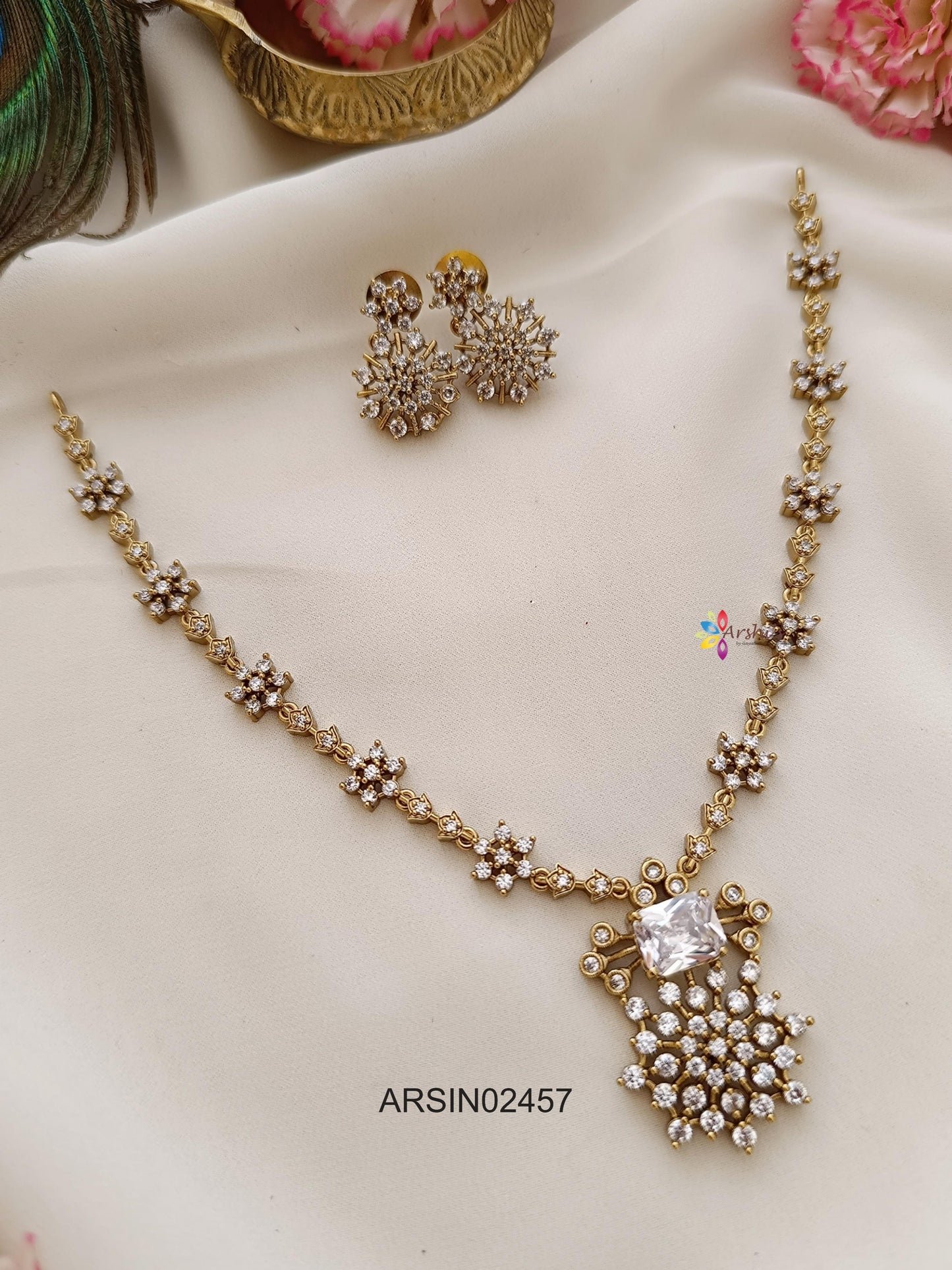 Diamond Look Like White Stone Necklace