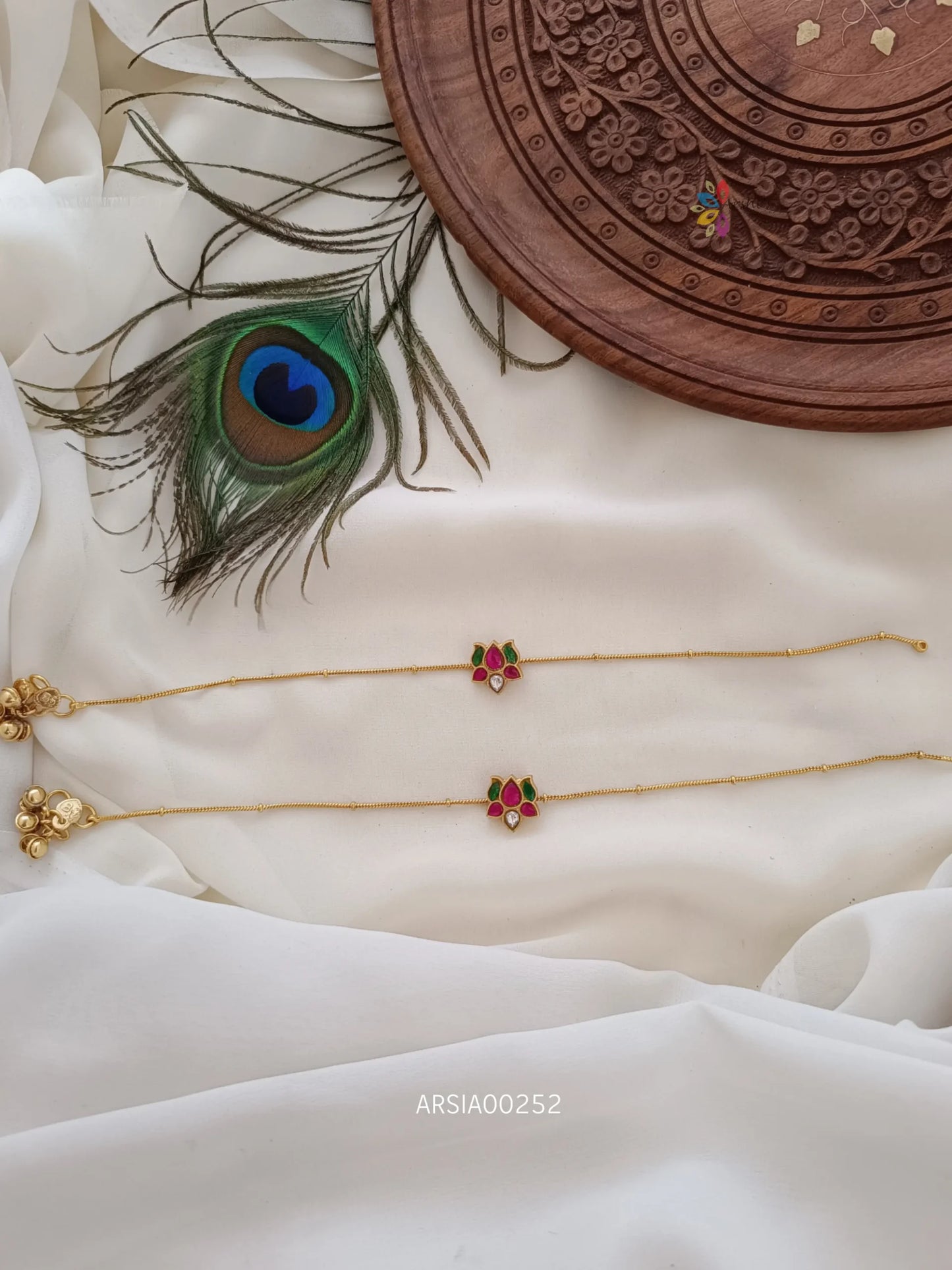 Simple Lotus Design Jadu Anklets (Payal)