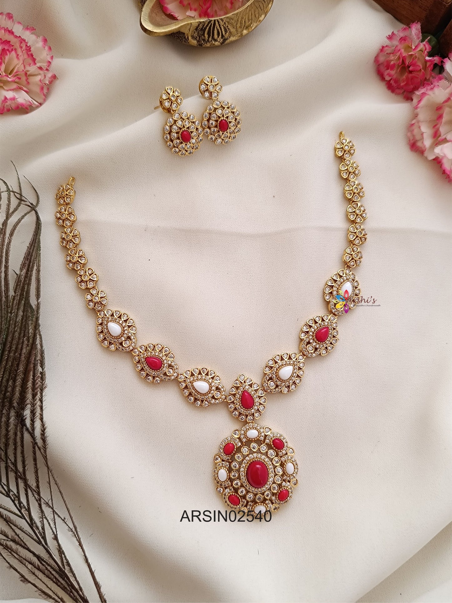 Coral and Pearl Studded Necklace