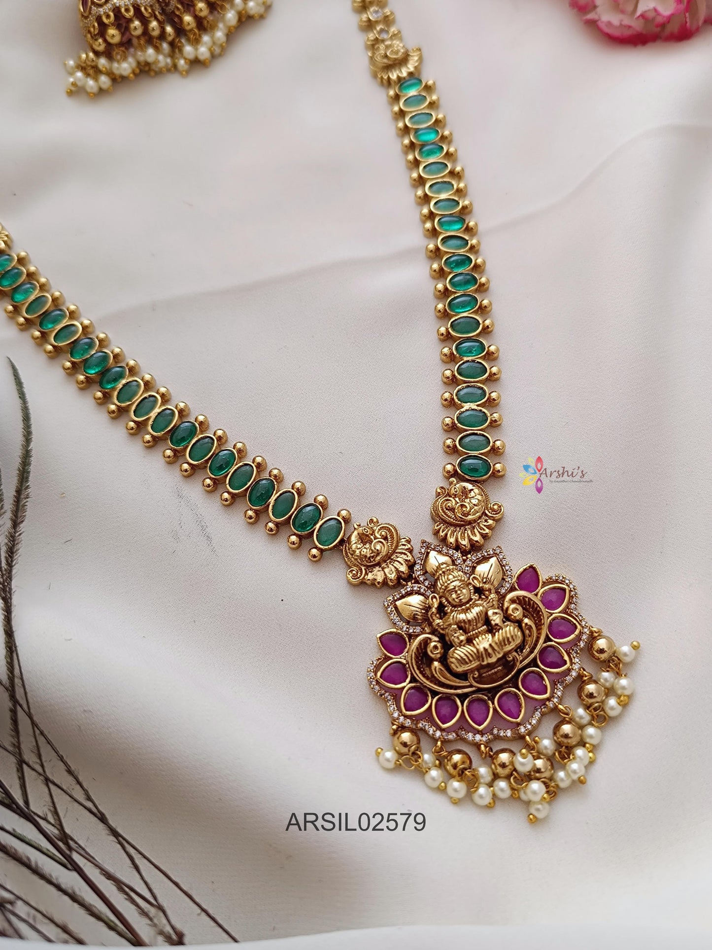 Emerald and Kemp Lakshmi Pendant Haram