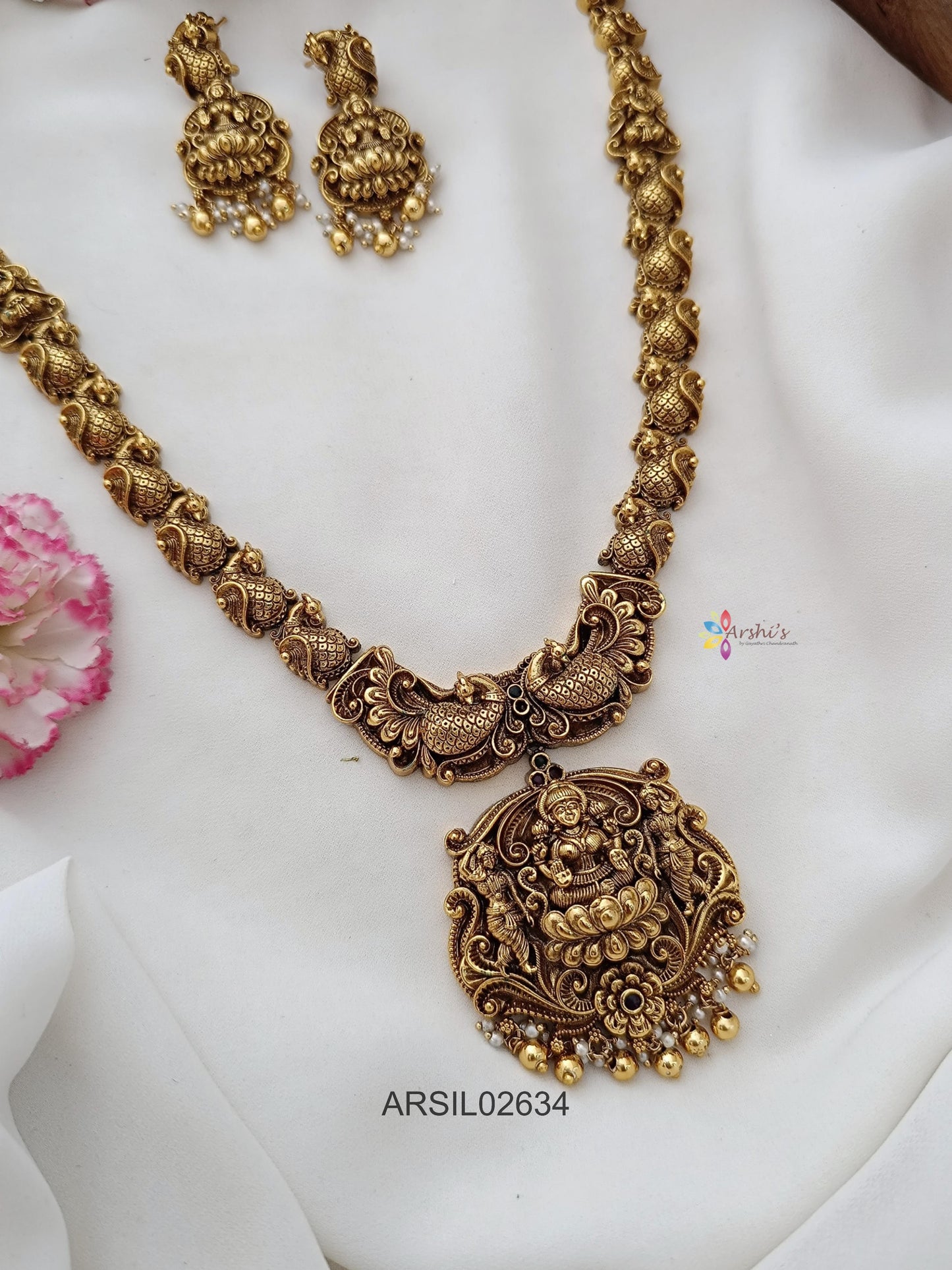 Antique Temple Long Haram