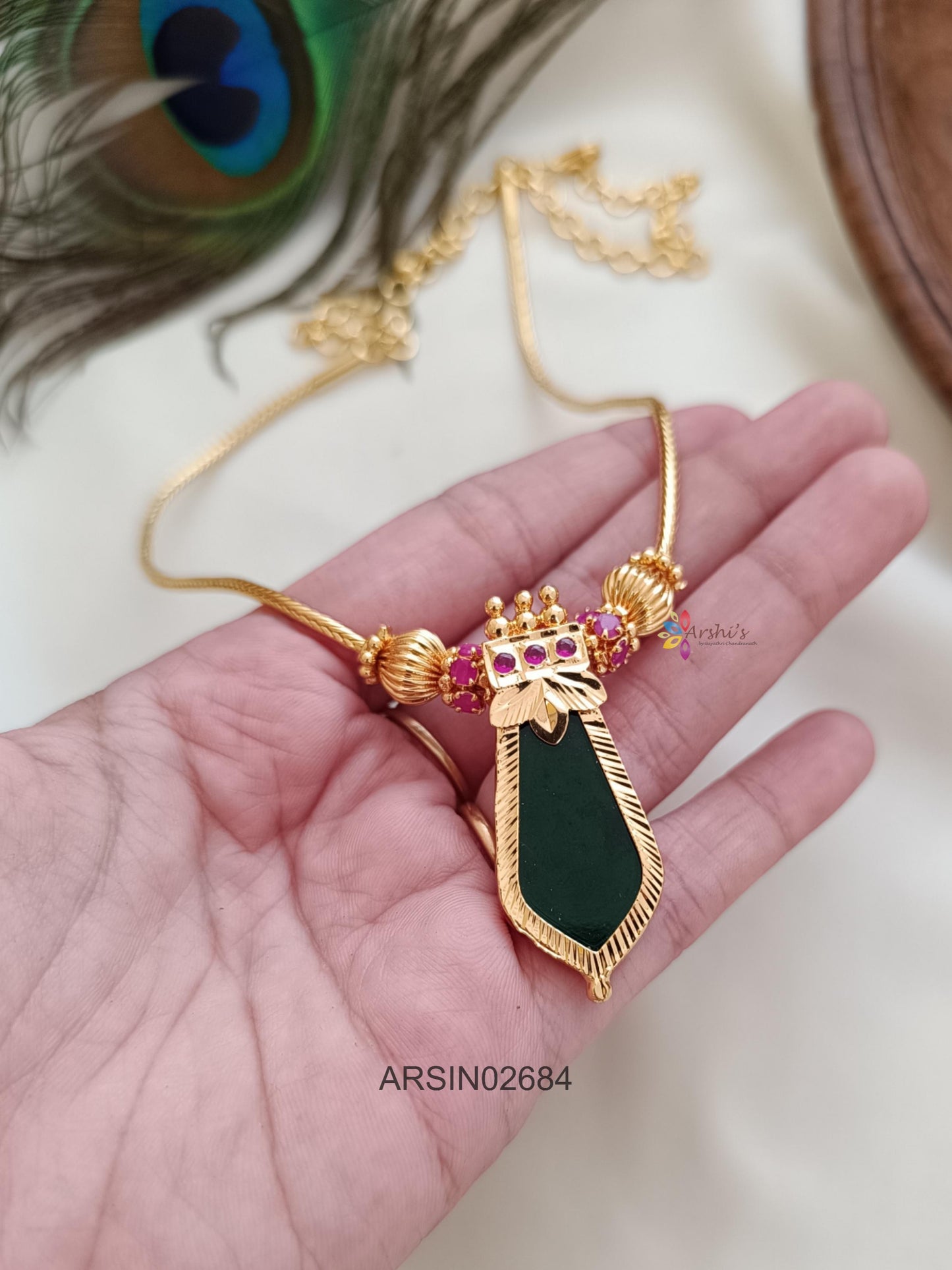 Green Stone Palakka Necklace