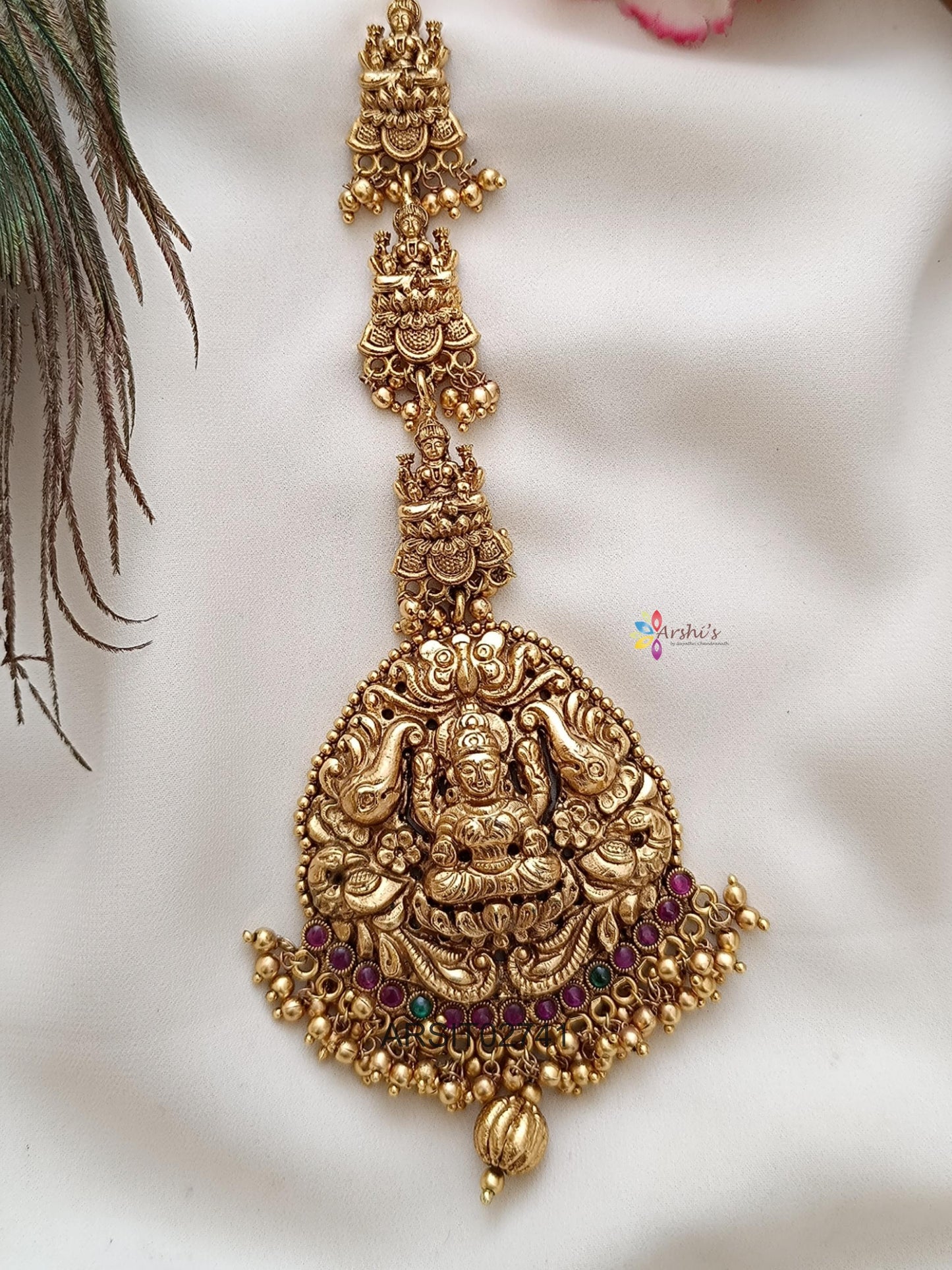 Bridal Temple Maangtikka