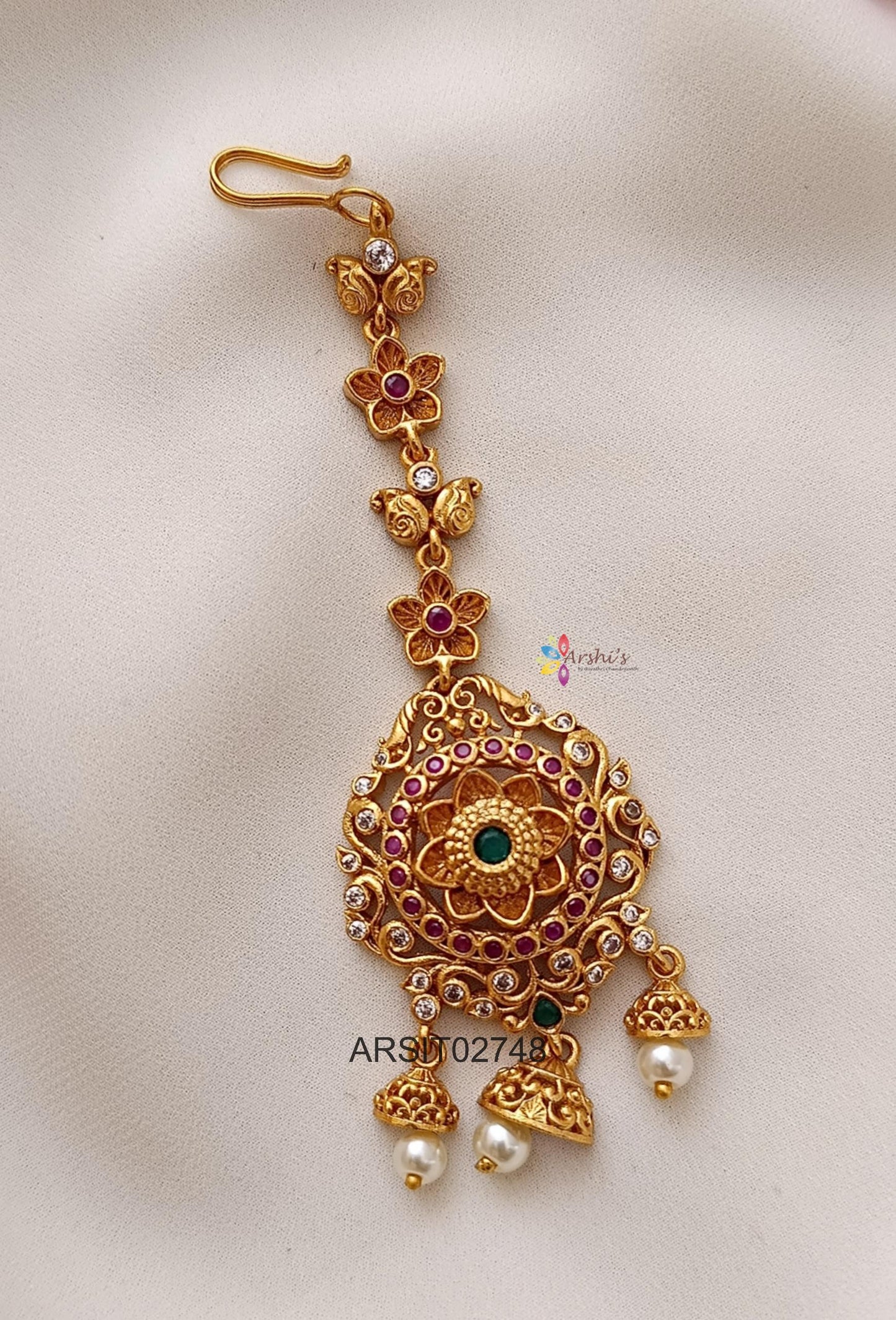 Flower Design Maangtikka