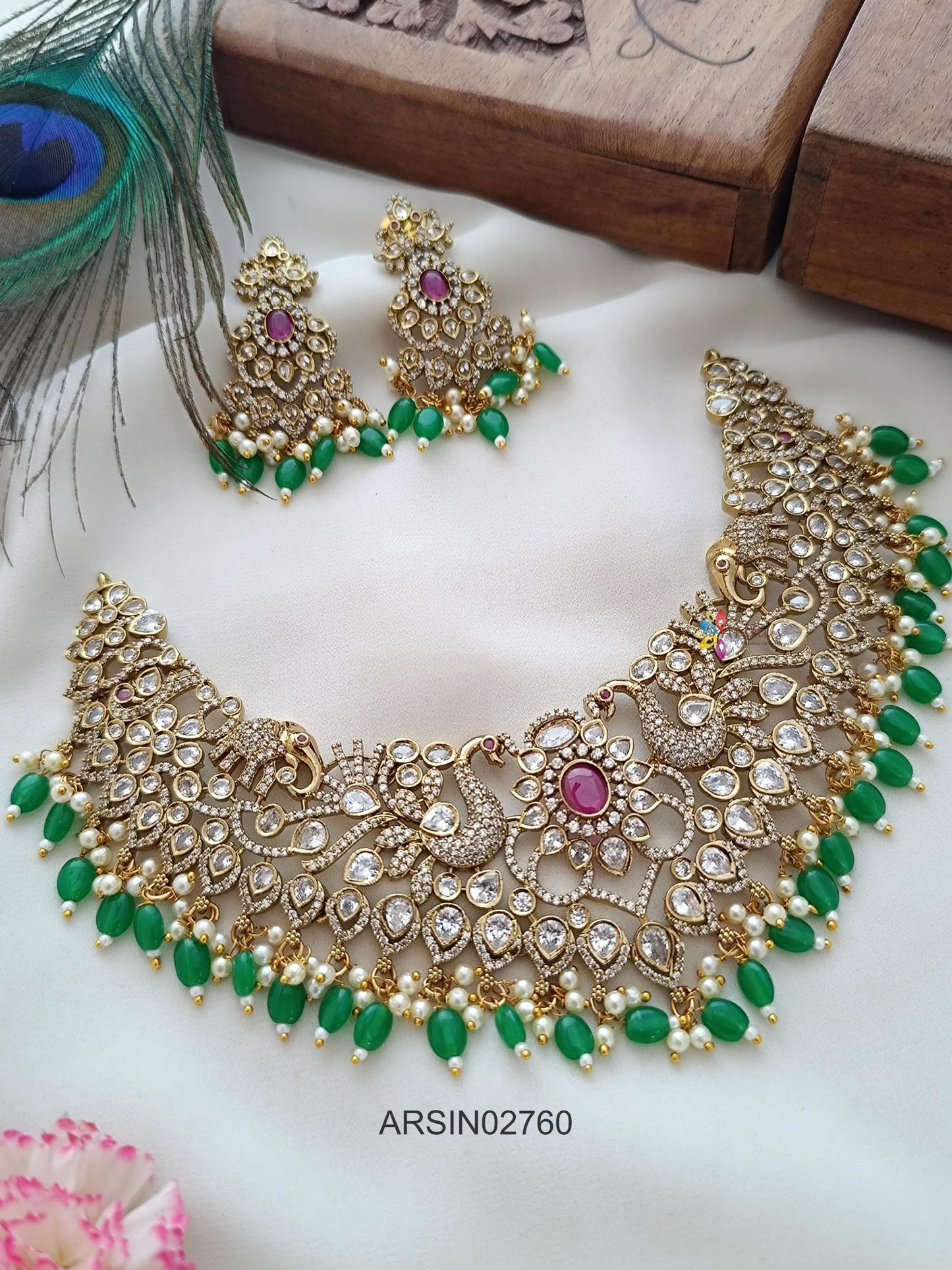 Victorian Green Bead Drop Necklace