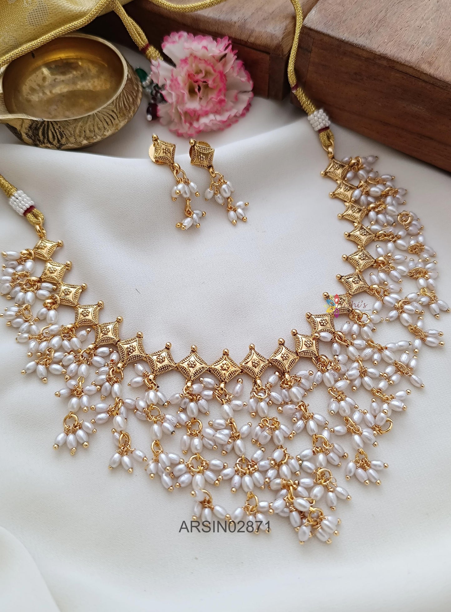 Guttapusalu Necklace