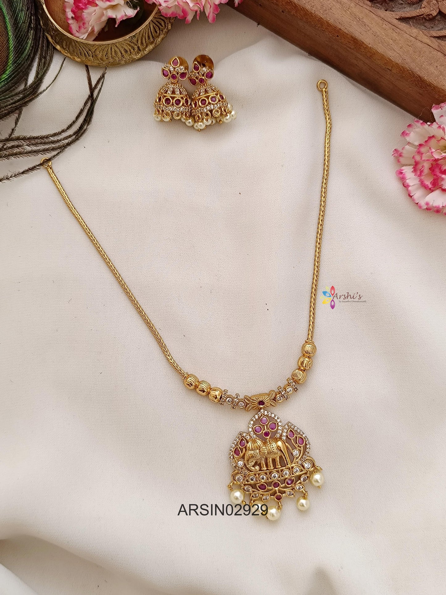 Elephant Pendant Attigai Necklace