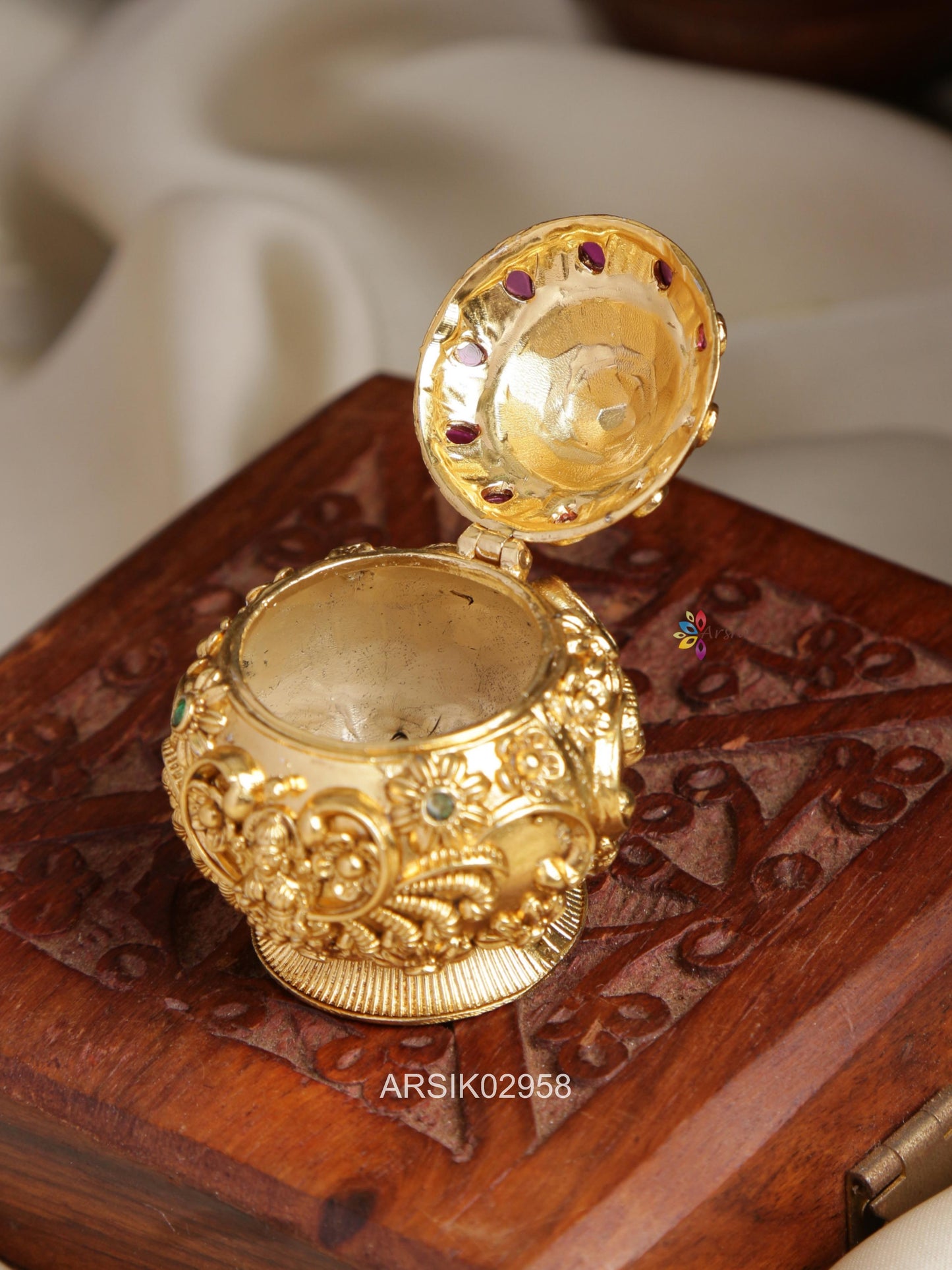 Matte Lakshmi Kumkum Box