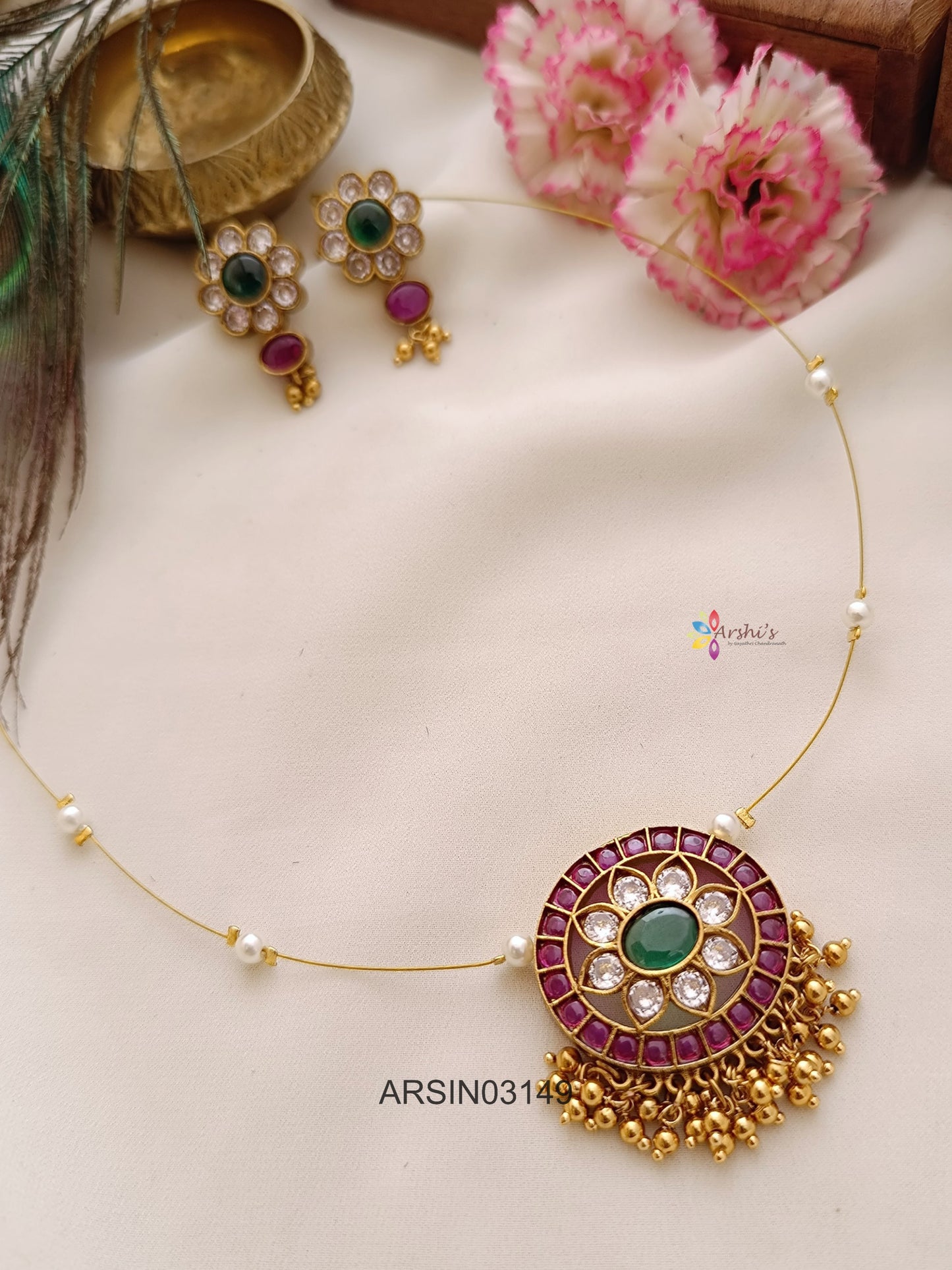 Round Stone Penadant Invisible Necklace