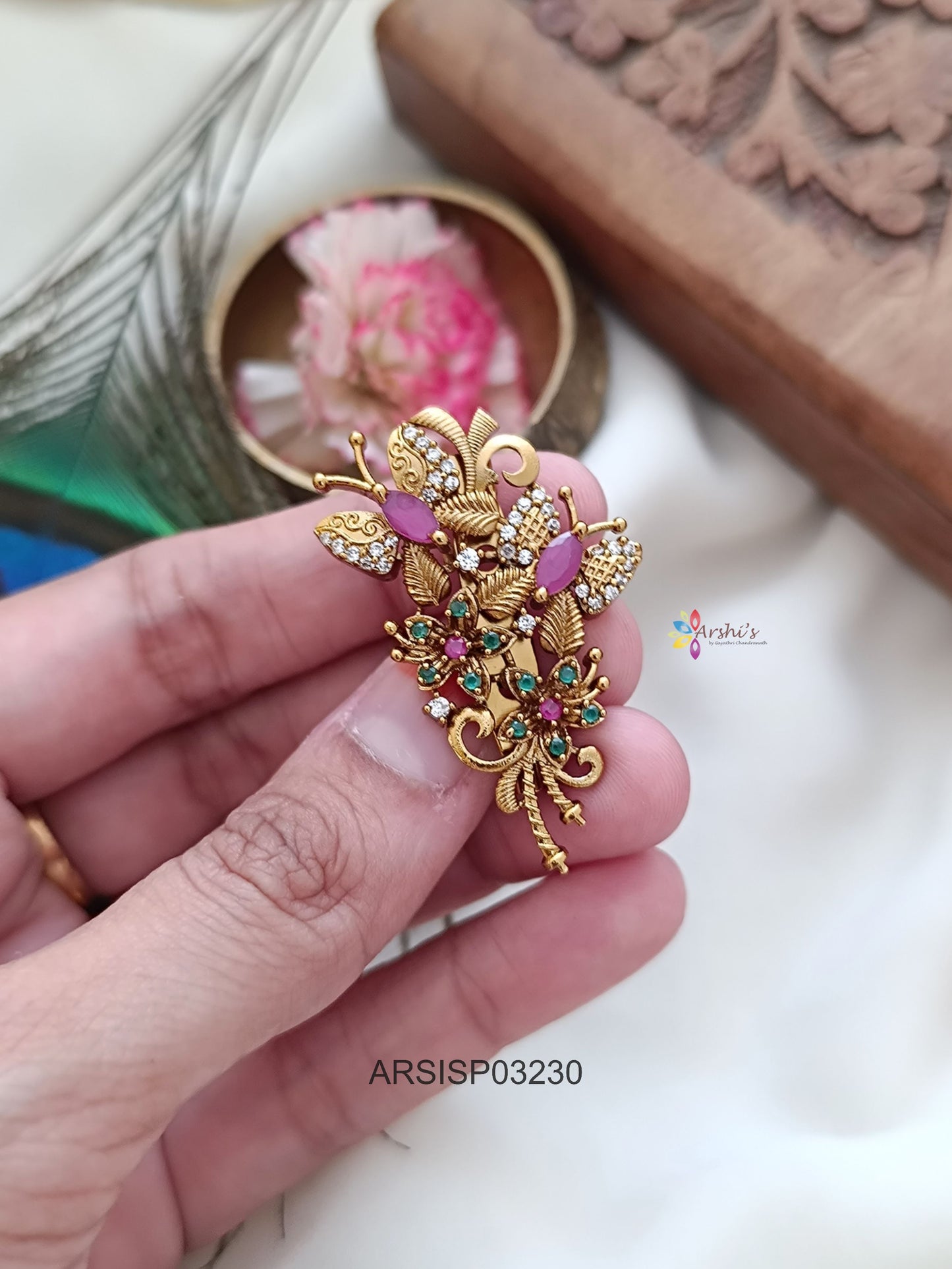 Butterfly Design Saree Pin