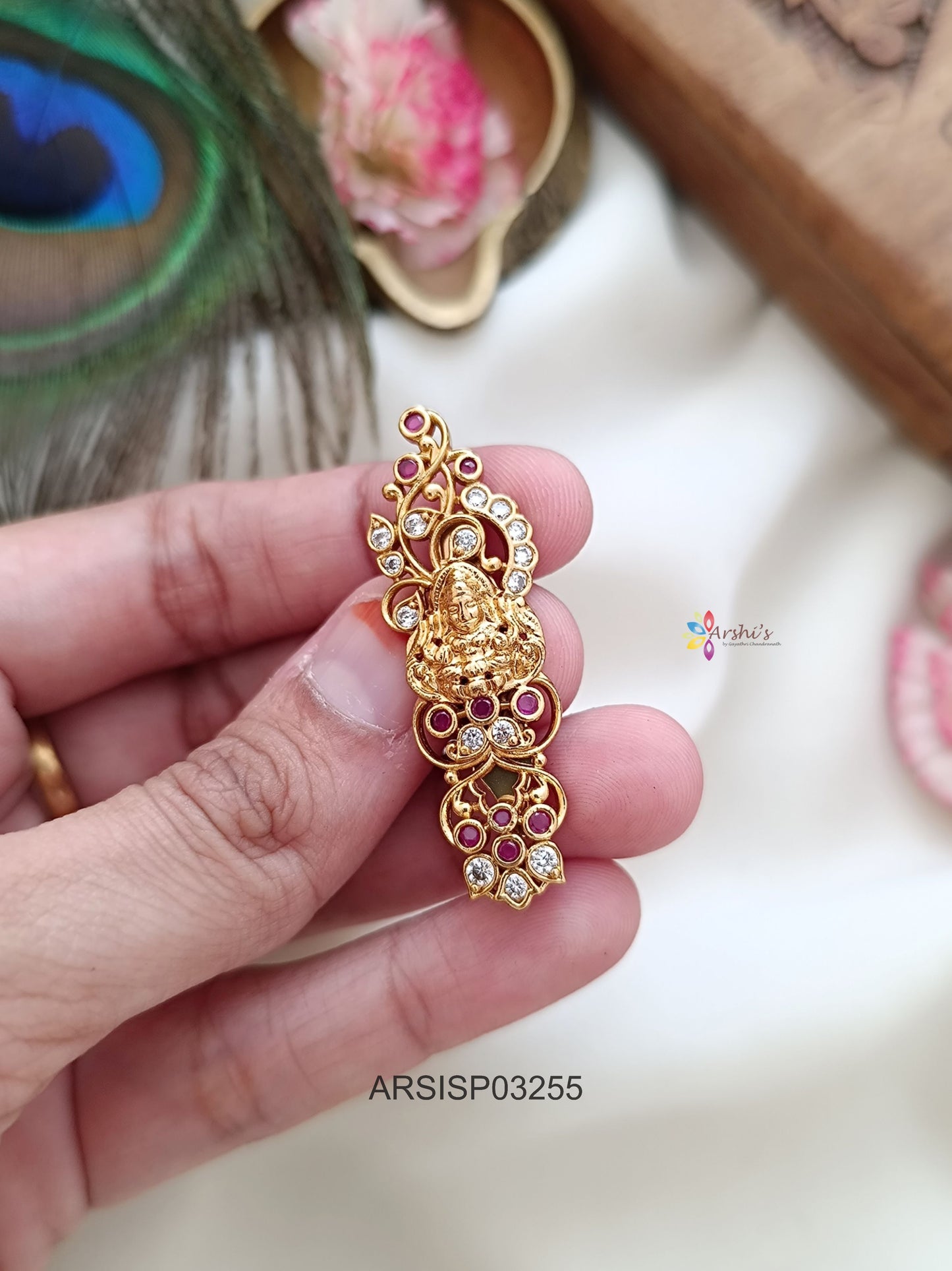 Lakshmi Stone Design Saree Pin