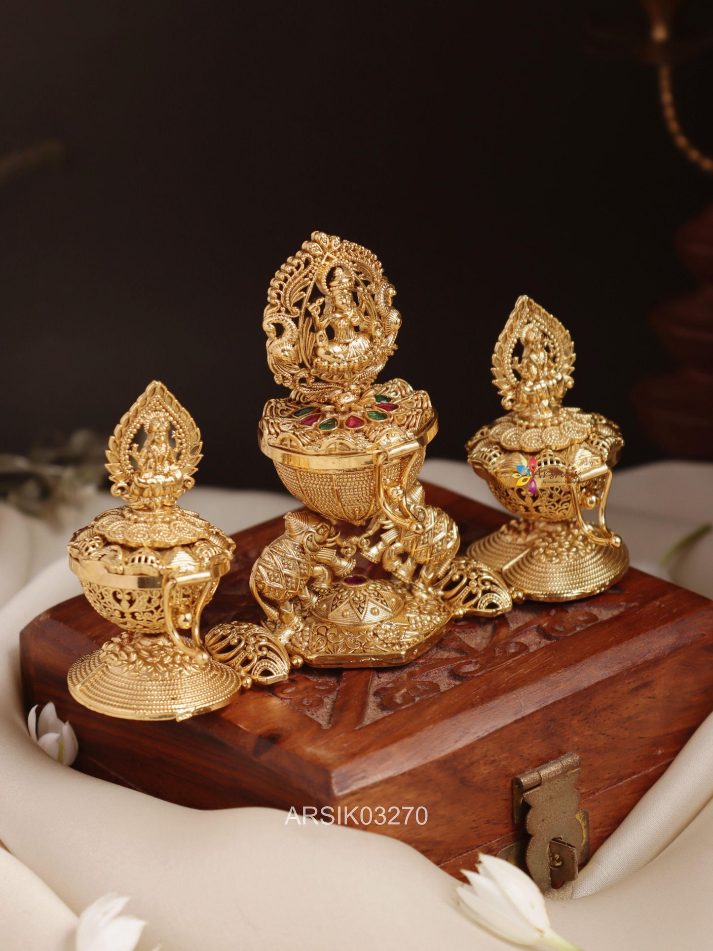 Deal Elephant with Lakshmi Kumkum Box