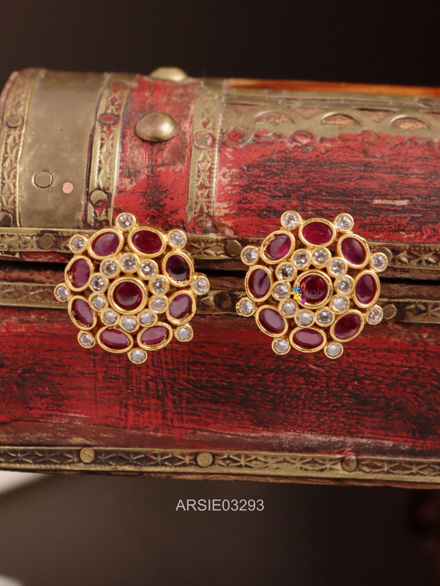 Kemp and White Stone Earstuds