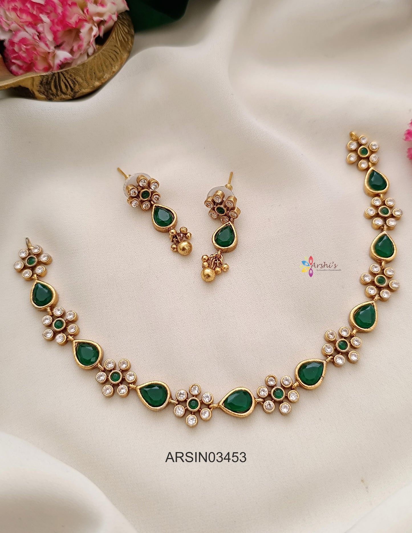 Simple Emerald Stone Necklace