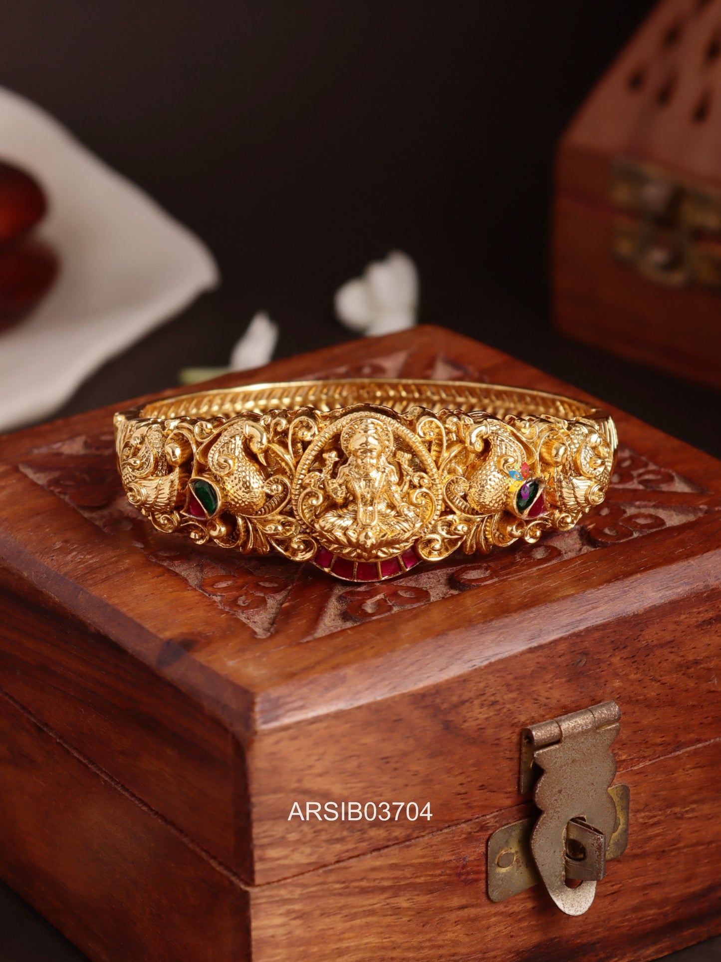 Antique Lakshmi Openable Bracelet