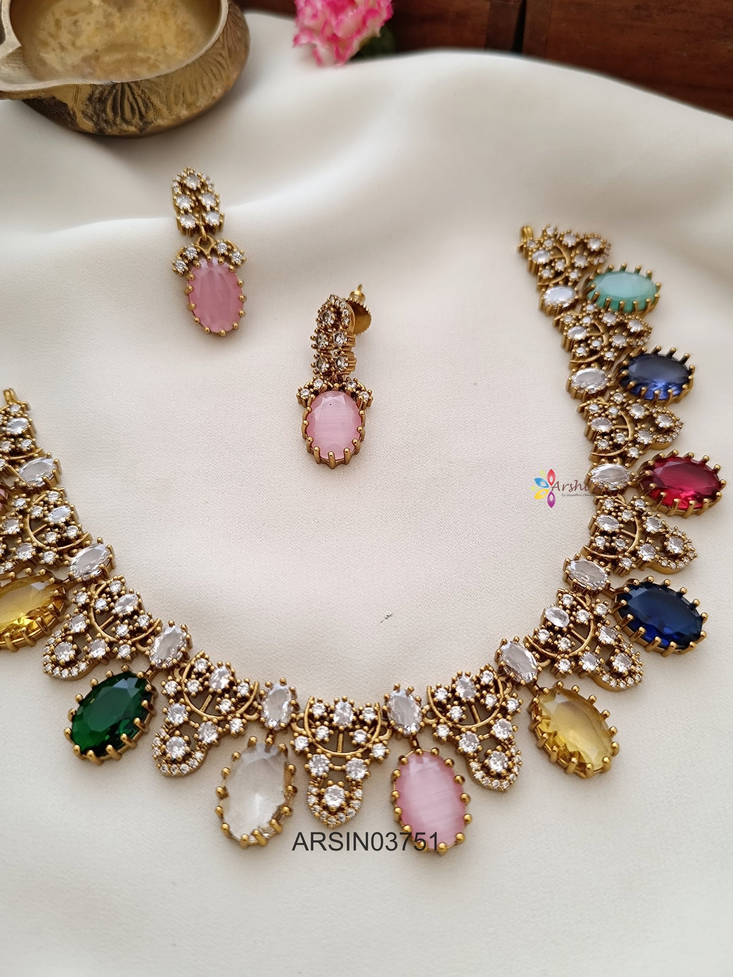 Oval Shape Navarathna Stone Necklace