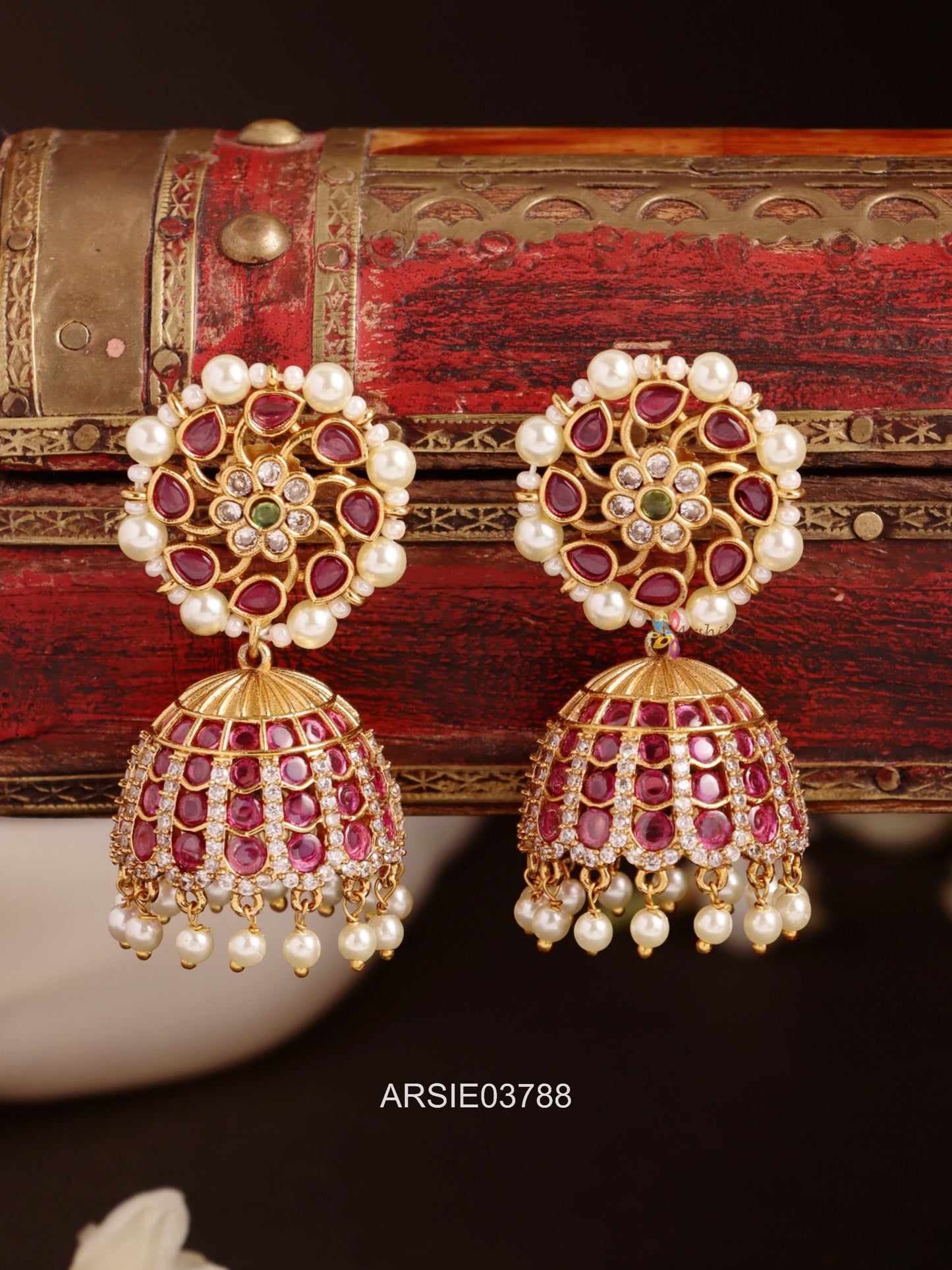 Kemp Stone Pearl Jhumka