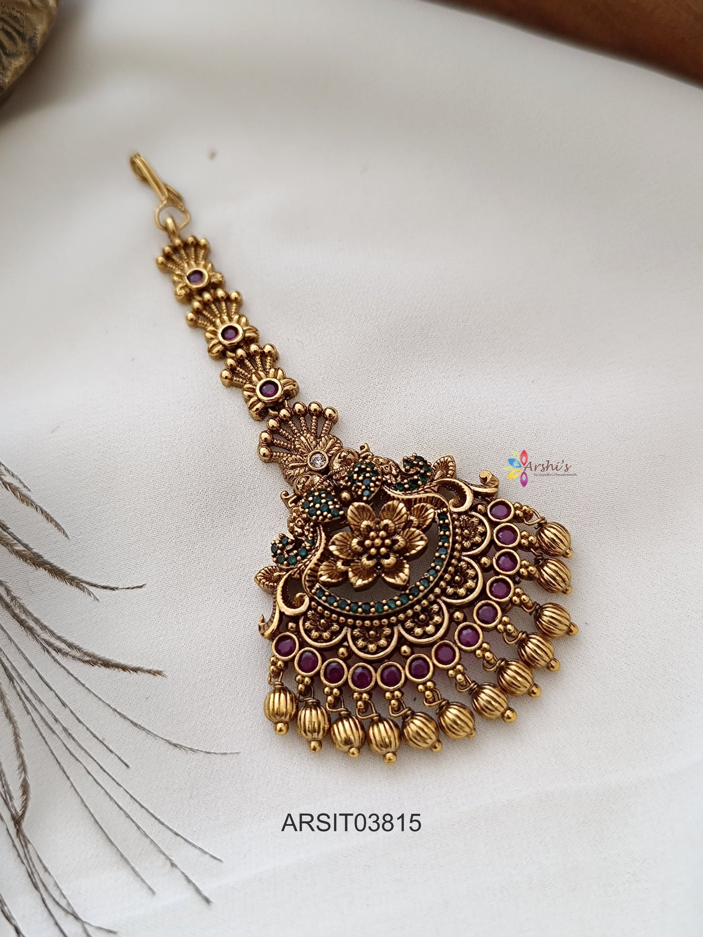 Flower Stone Maang Tikka