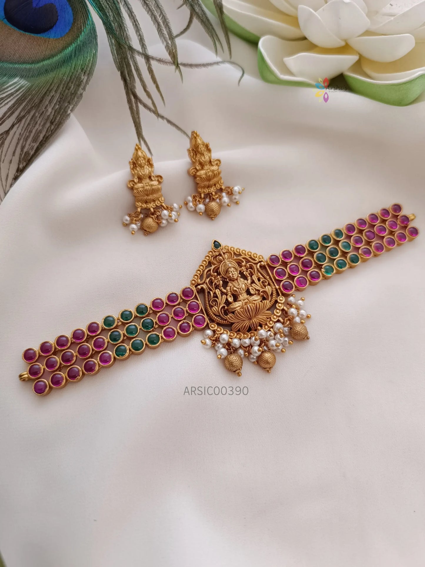 Three Layer Stone Temple Pendant Choker