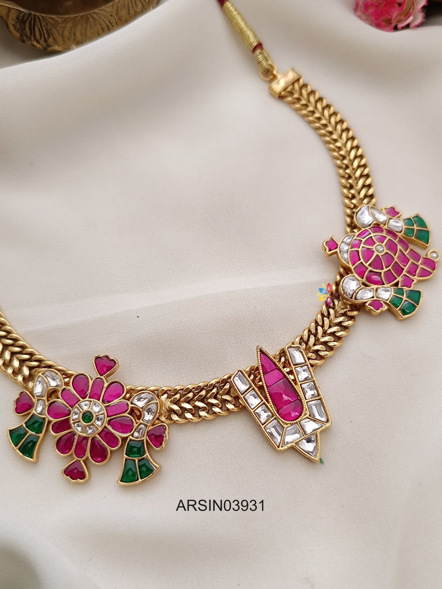 Jadau Kundan Shankh Chakra Namam Necklace