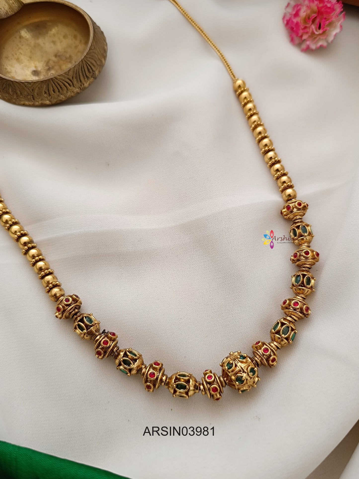 Kemp and Green Gold Bead Necklace